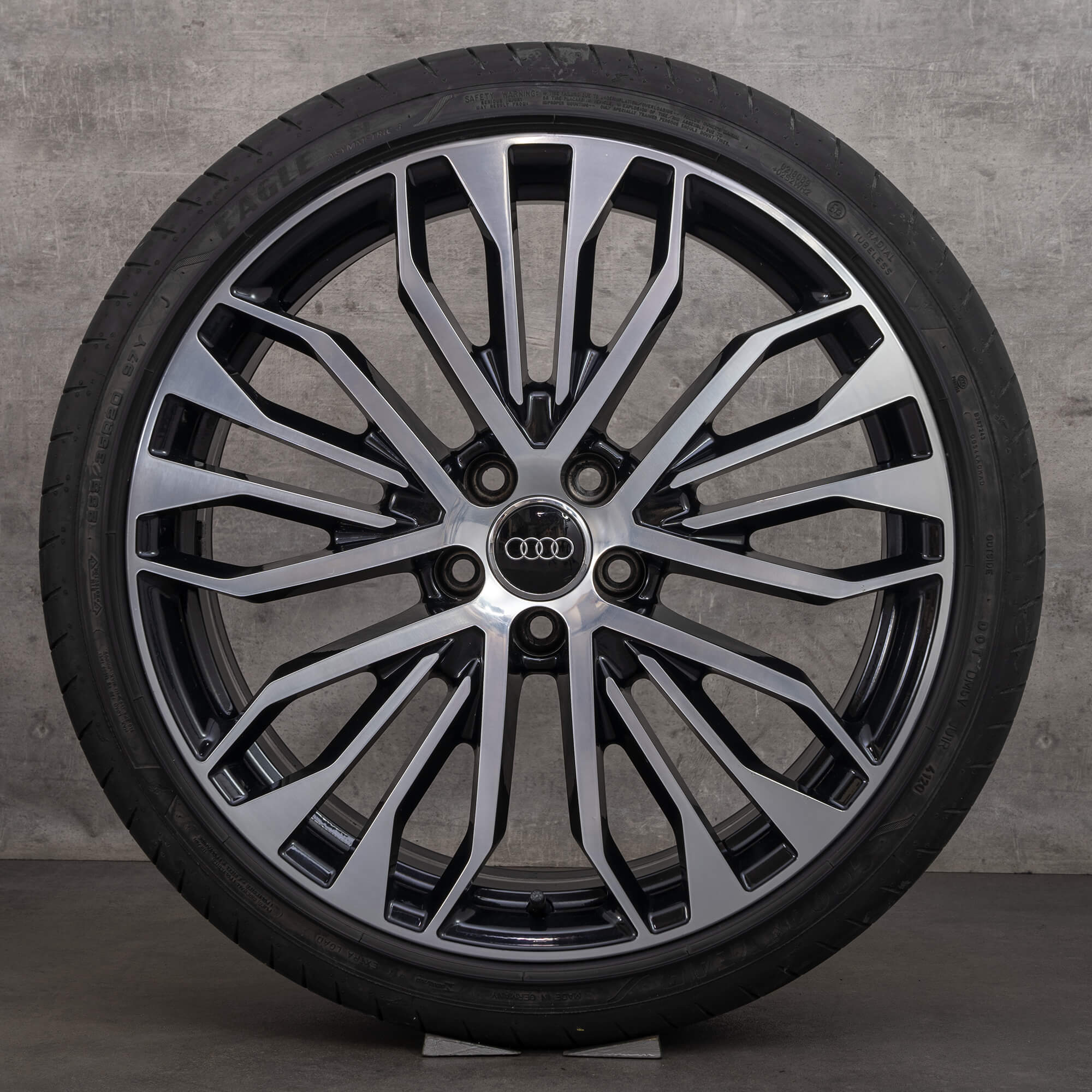 Audi A6 S6 4G C7 Sommerräder 20 Zoll Competition Felgen Sommerreifen 4G0601025CR