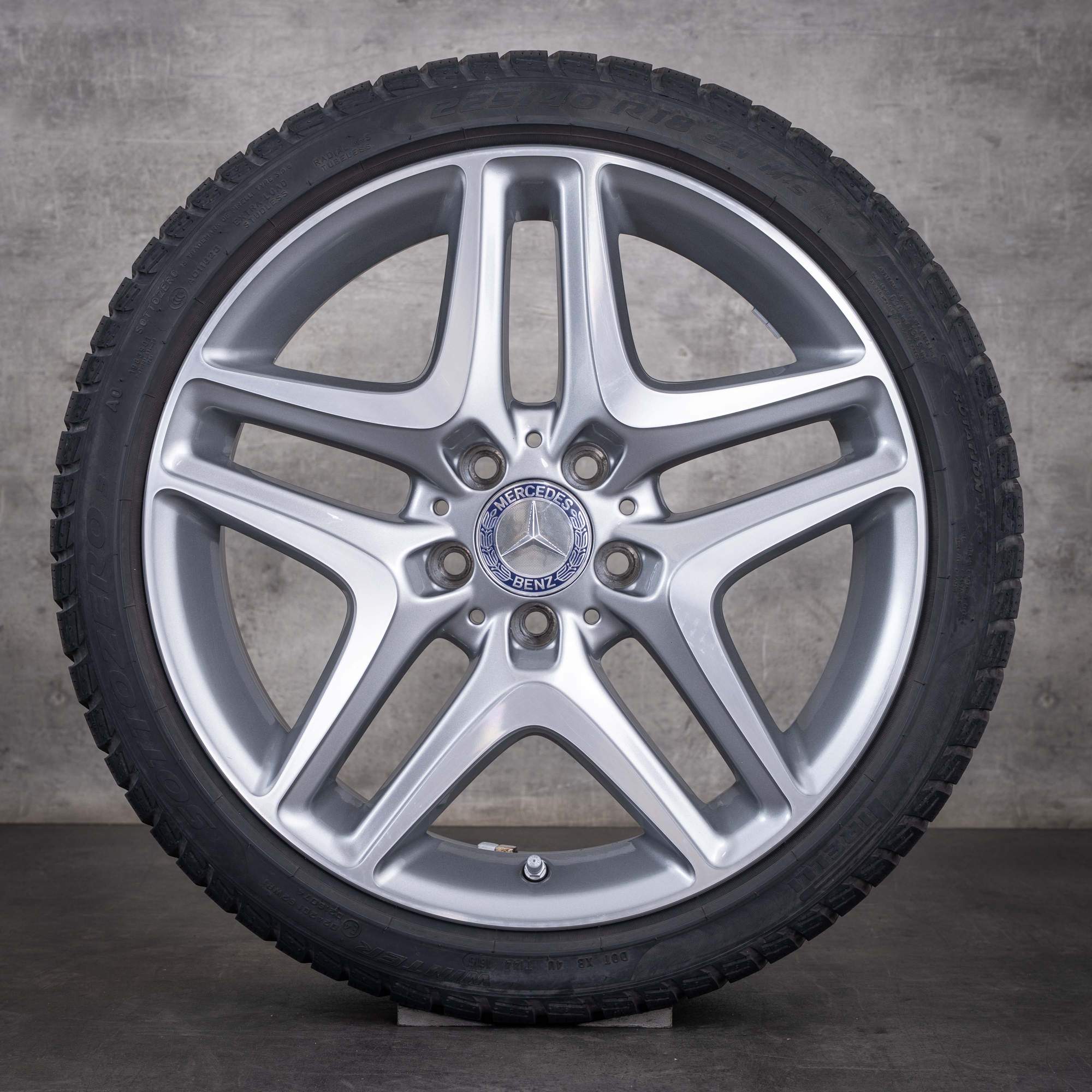 Oryginalne koła zimowe Mercedes-Benz SLK SLC felgi 18 cali R172 A1724011602 wzór z 5 podwójnymi ramionami kolor himalaya grey diamond cut