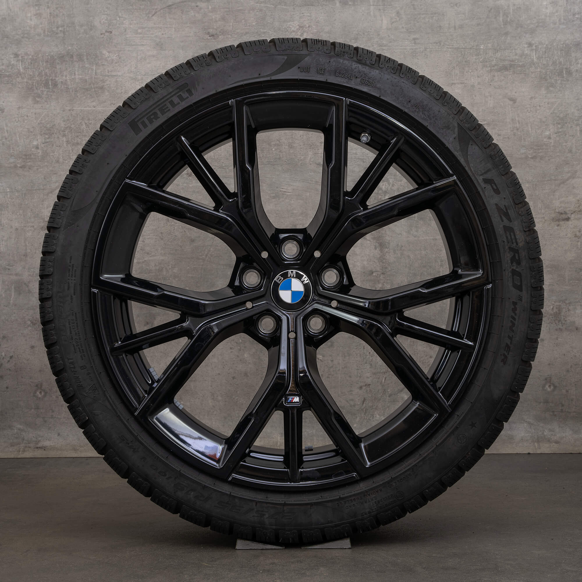 OEM BMW 5 Series winter wheels 19 inch G30 G31 rims Styling 845 M