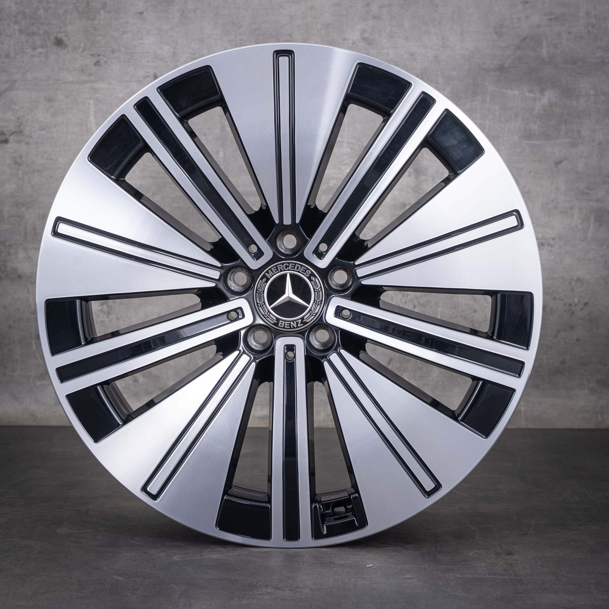 OEM Mercedes-Benz EQS 19inch V297 A2974010600 rims Black diamond cut