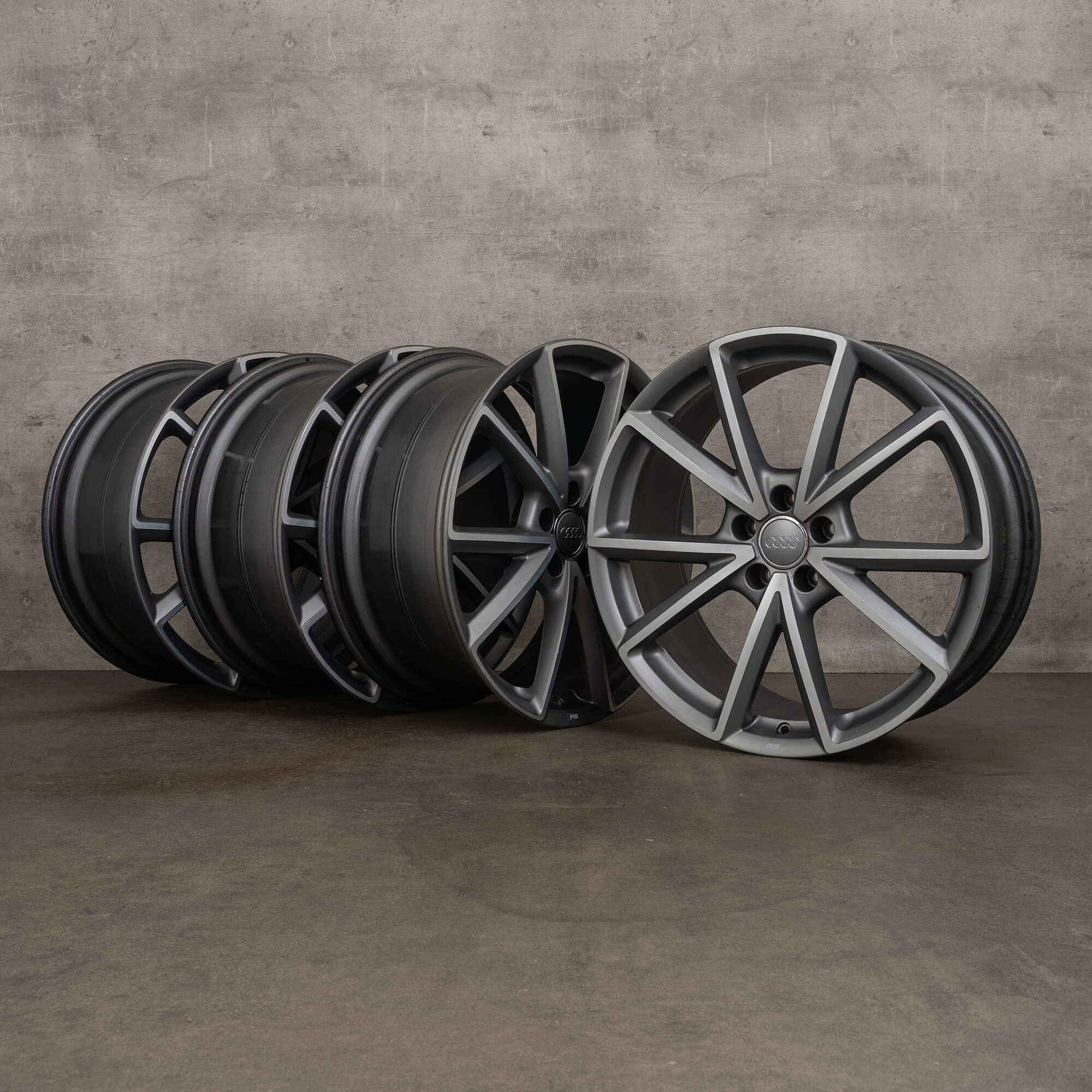 OEM Audi TT S RS rims 20 inch 8S FV 8S0601025P anthracite high gloss