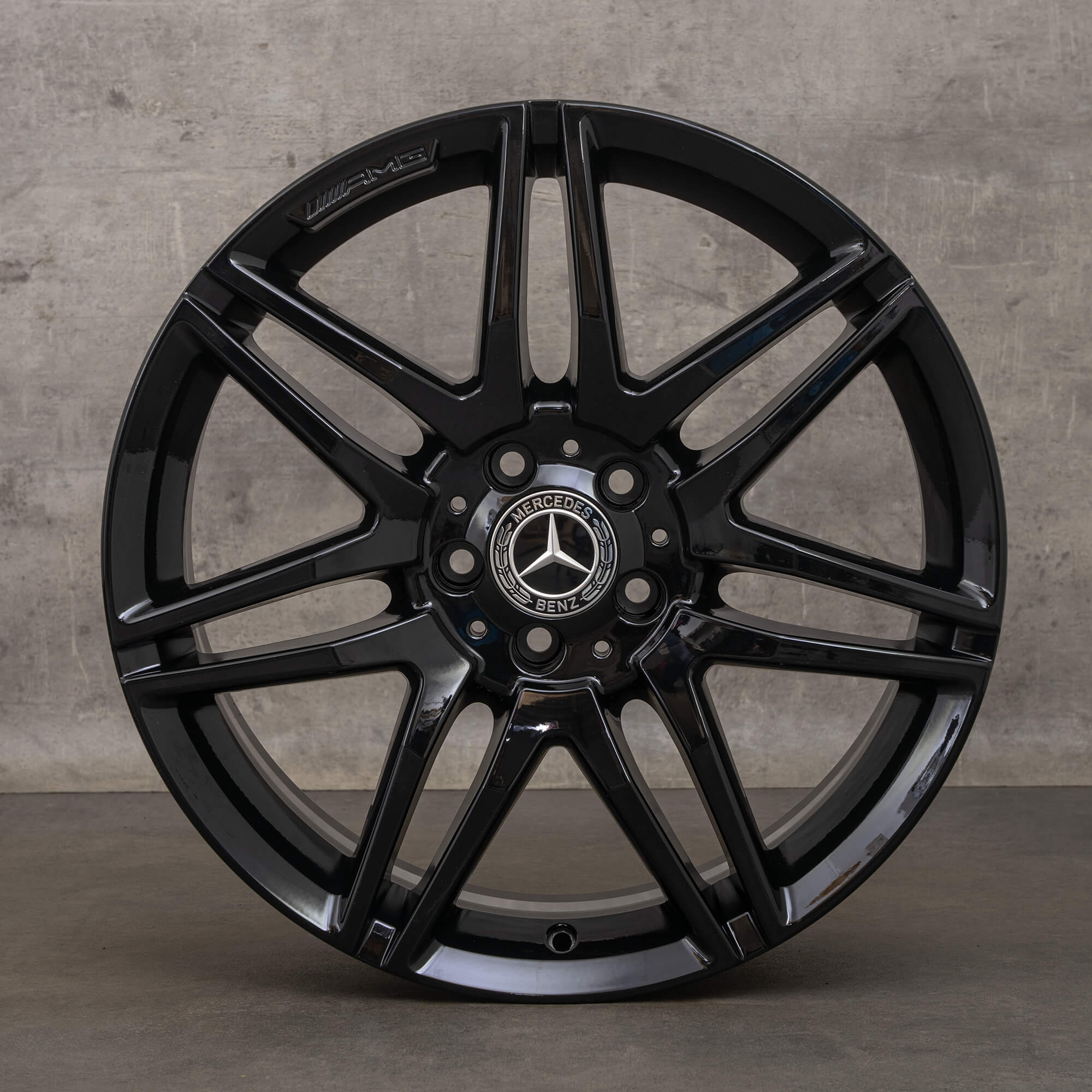 AMG Mercedes Benz E-Class C207 A207 Coupé Cabrio 19 inch rims A2124014702