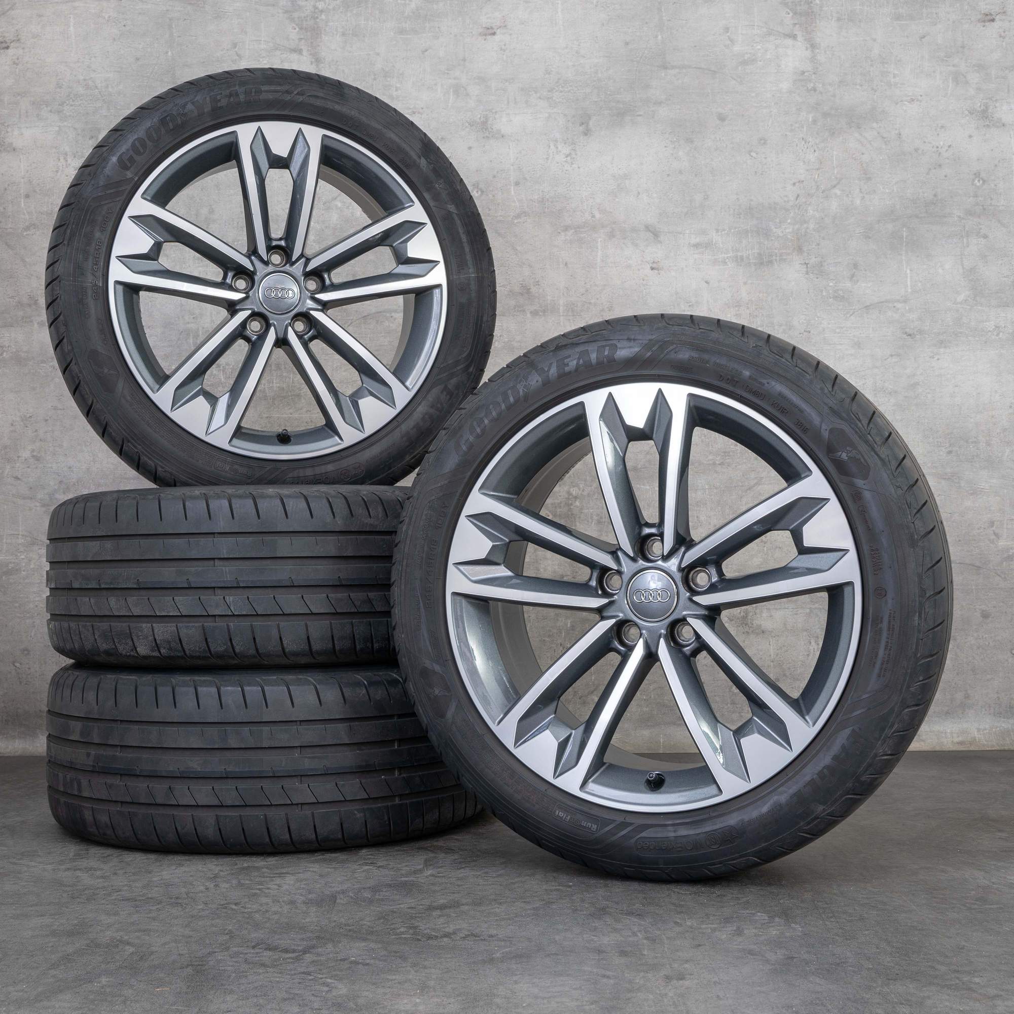 Originalní letní kola Audi A4 18" 8W B9 Allroad 8W9601025C titan lesklý
