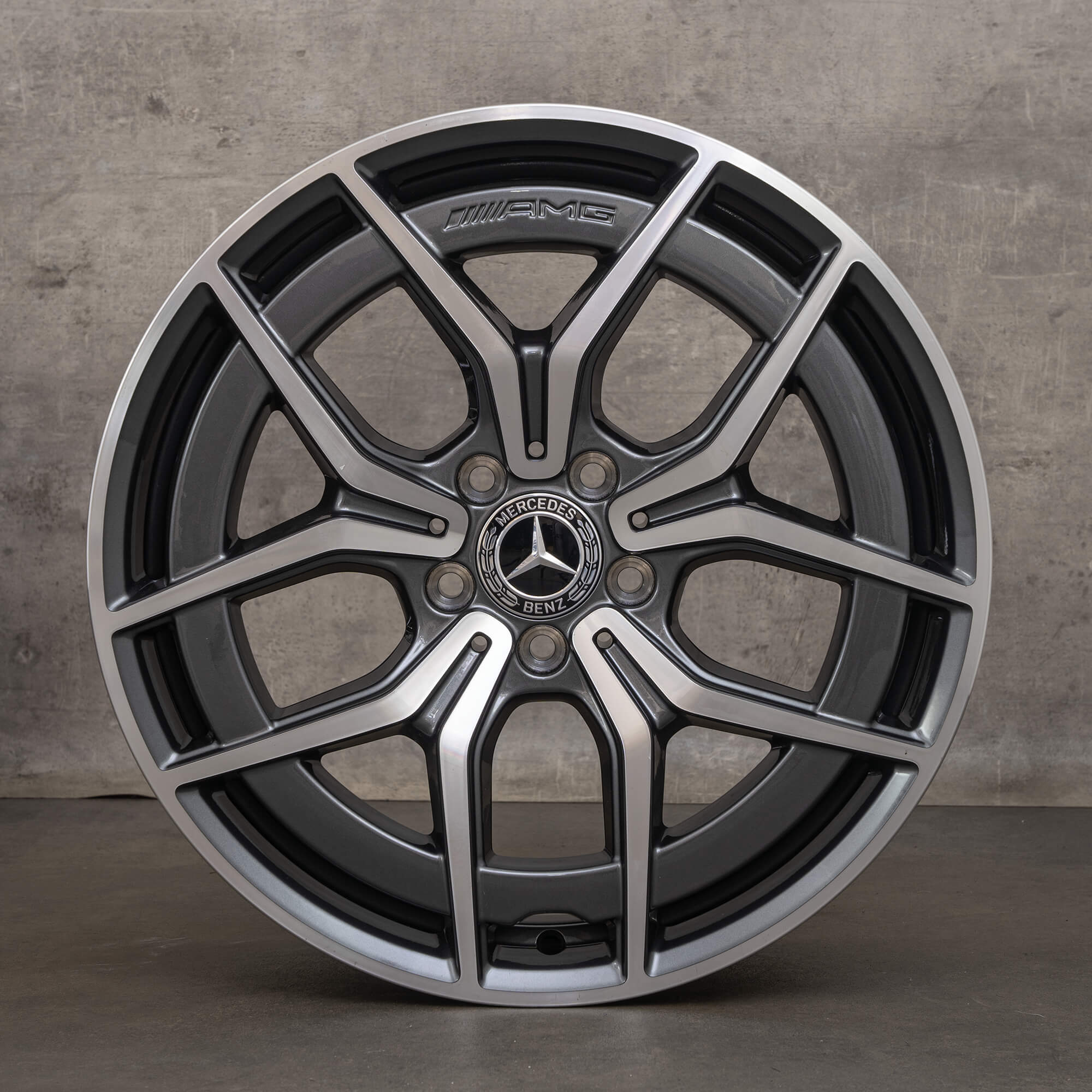Original Mercedes Benz E Class AMG fälgar 19 tum W213 S213 C238 A238 A2134016500 himalaya grå blank NY