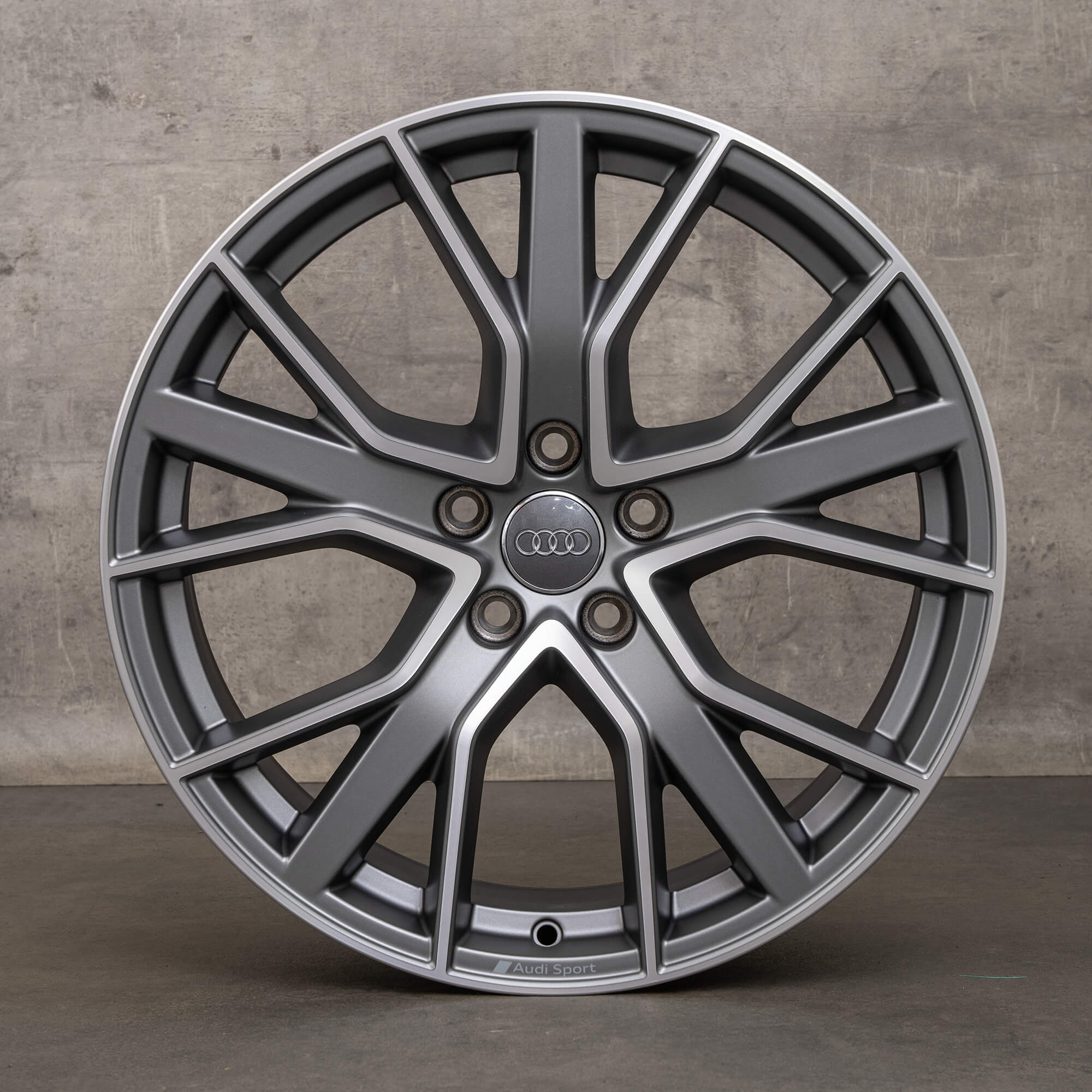 Audi A4 S4 B9 8W 19 inch rims 8W0601025DH titanium matt high gloss aluminum