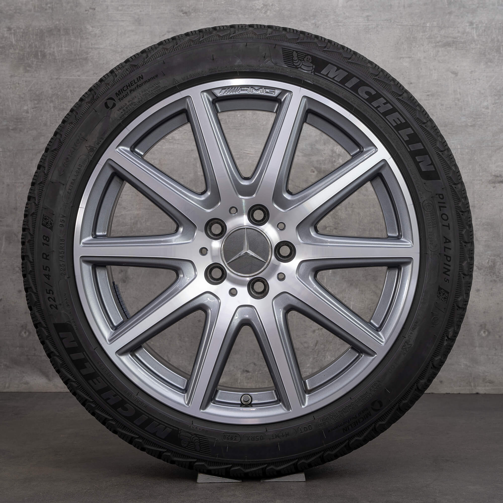 AMG Mercedes A-Klasse A45 & S W177 CLA35 CLA 45 C118 Winterräder 18 Zoll Felgen