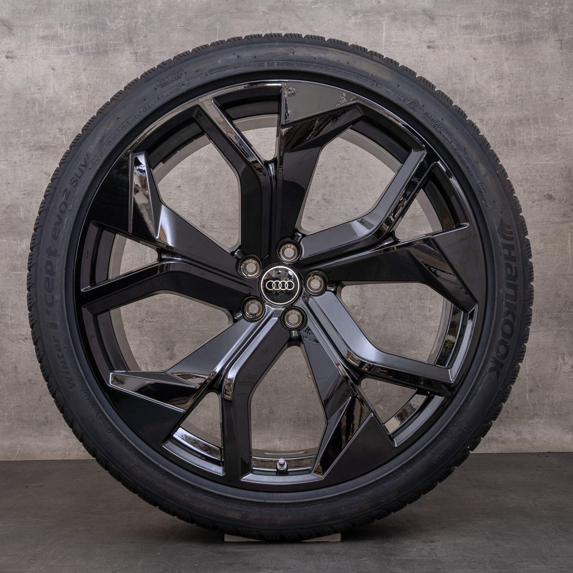 Original Audi RS Q8 Winterrder 23 pouces Rotor 4M8 jantes 4M8601025DC noir brillant NEUF