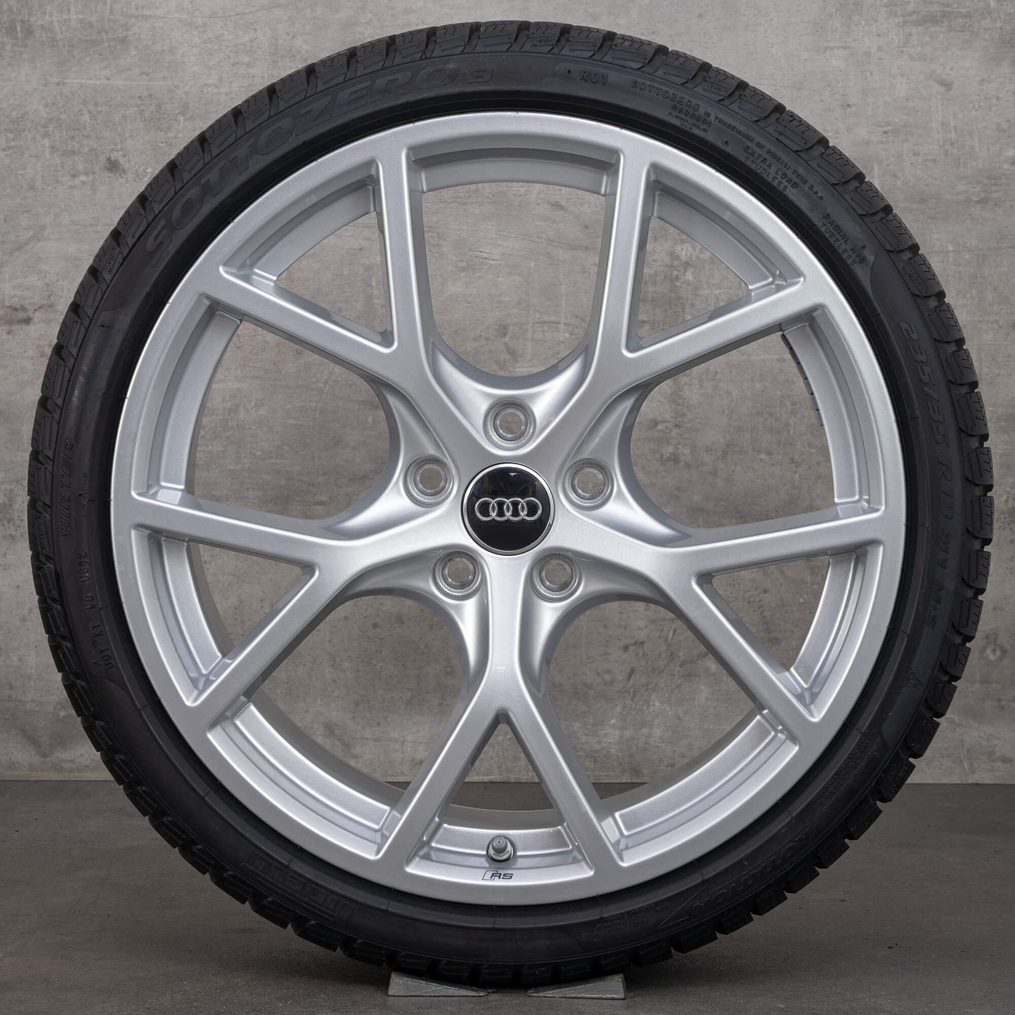 Cerchi Audi 19 pollici RS3 8Y pneumatici invernali OEM ruote cerchi in
