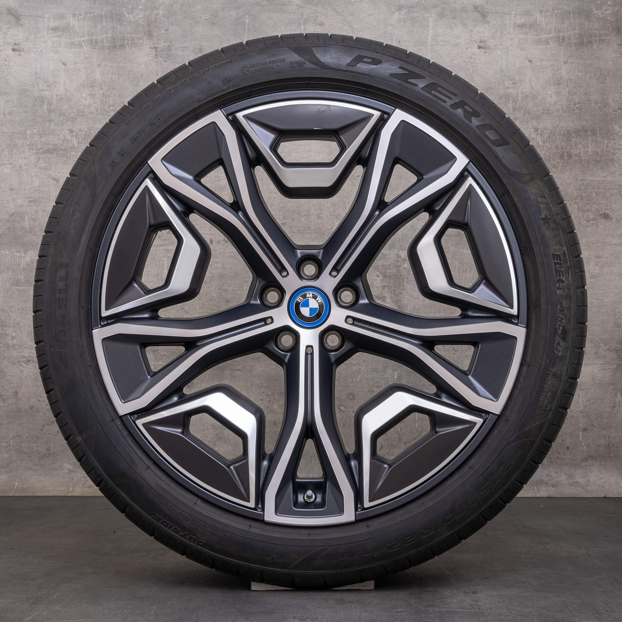 Originele BMW iX velgen 22 inch i20 zomerwielen styling 1021 5A02659 bicolor frozen midnight glossy gedraaid
