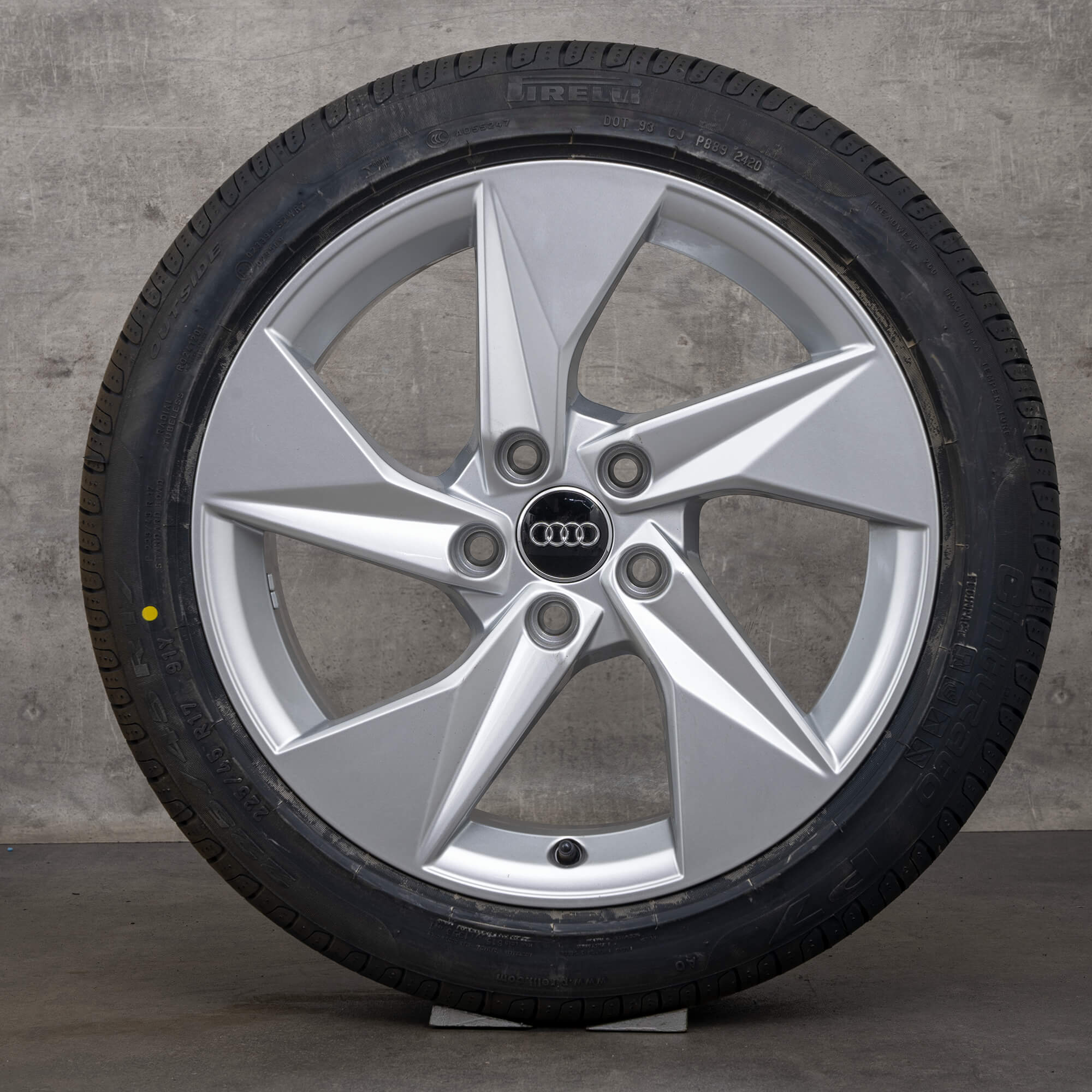Audi 17 inch rims A3 S3 8Y summer tires summer OEM wheels