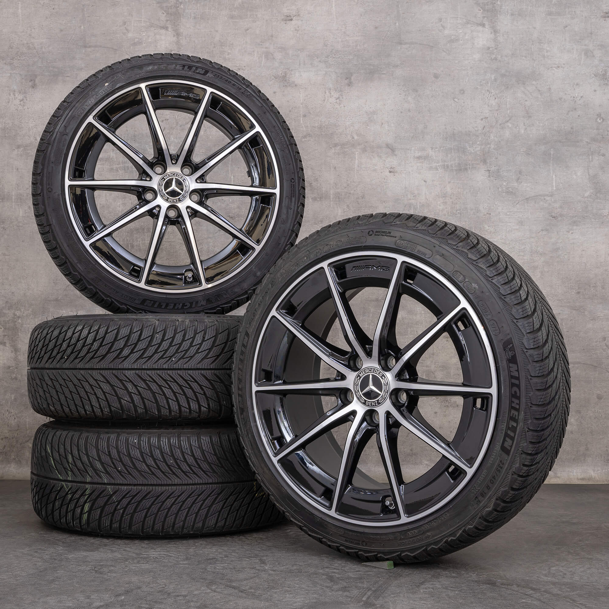 Oryginalne koła zimowe Mercedes Benz Klasa A A35 AMG 4Matic 18 cali W177 V177 Felgi A1774014300 czarne polerowane