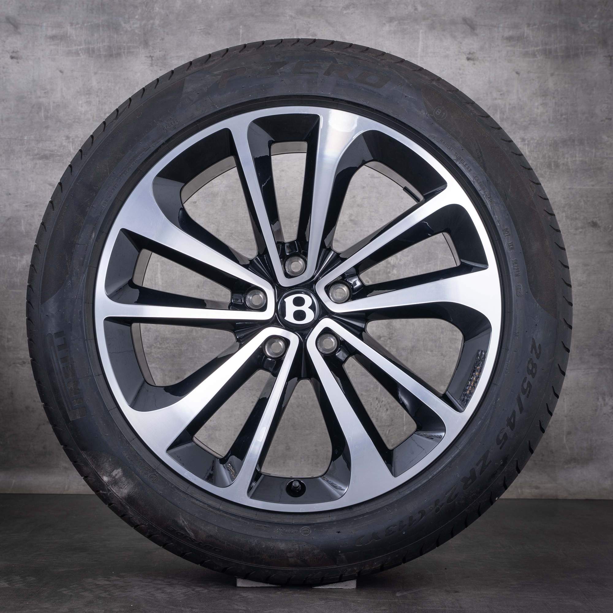 OEM Bentley Bentayga 21inch summer wheels 36A601025B Black diamond cut