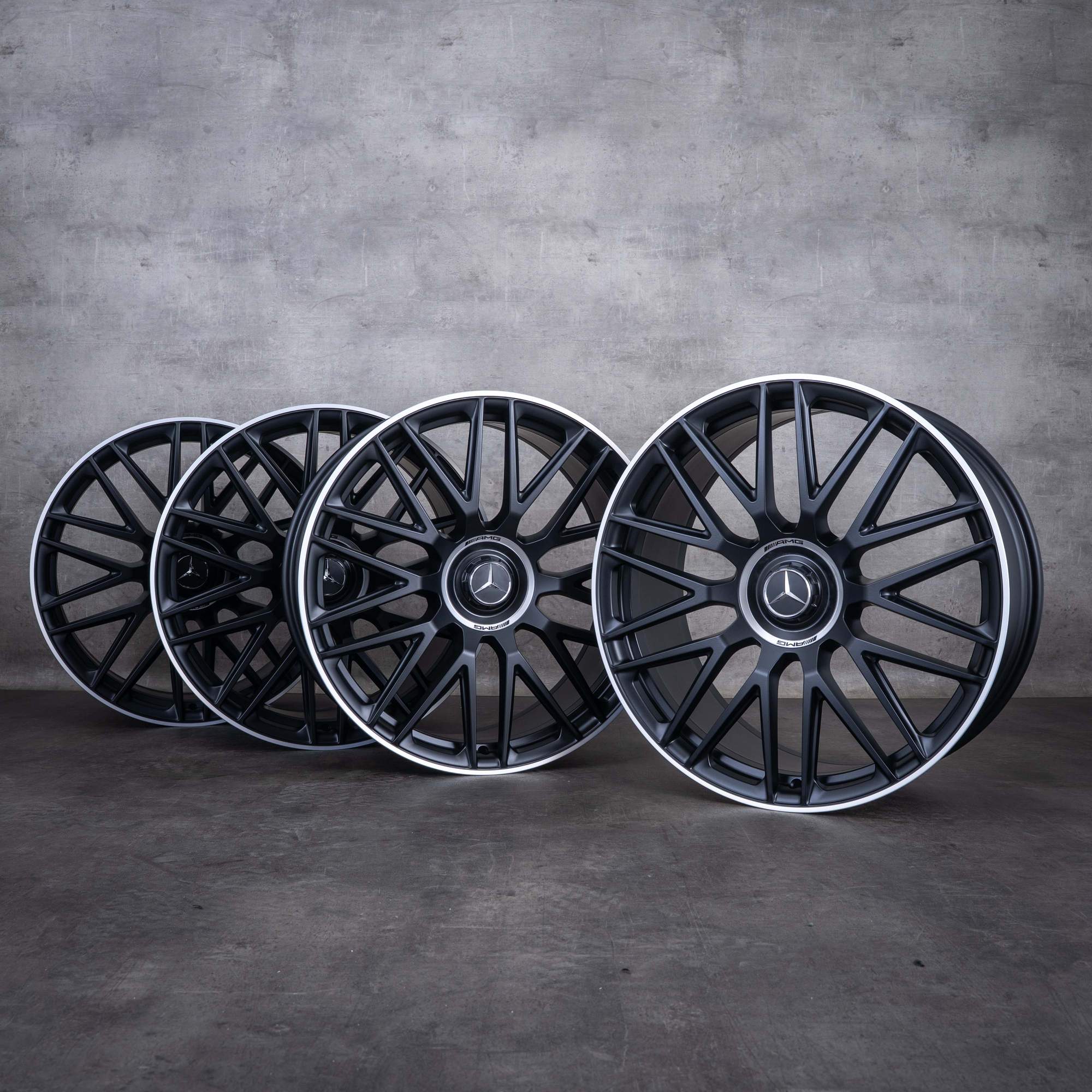 Original Mercedes Benz AMG GT 43 Felgen 21 Zoll C192 A2324012900 A1924010600 schwarz matt rand glanzgedreht NEU