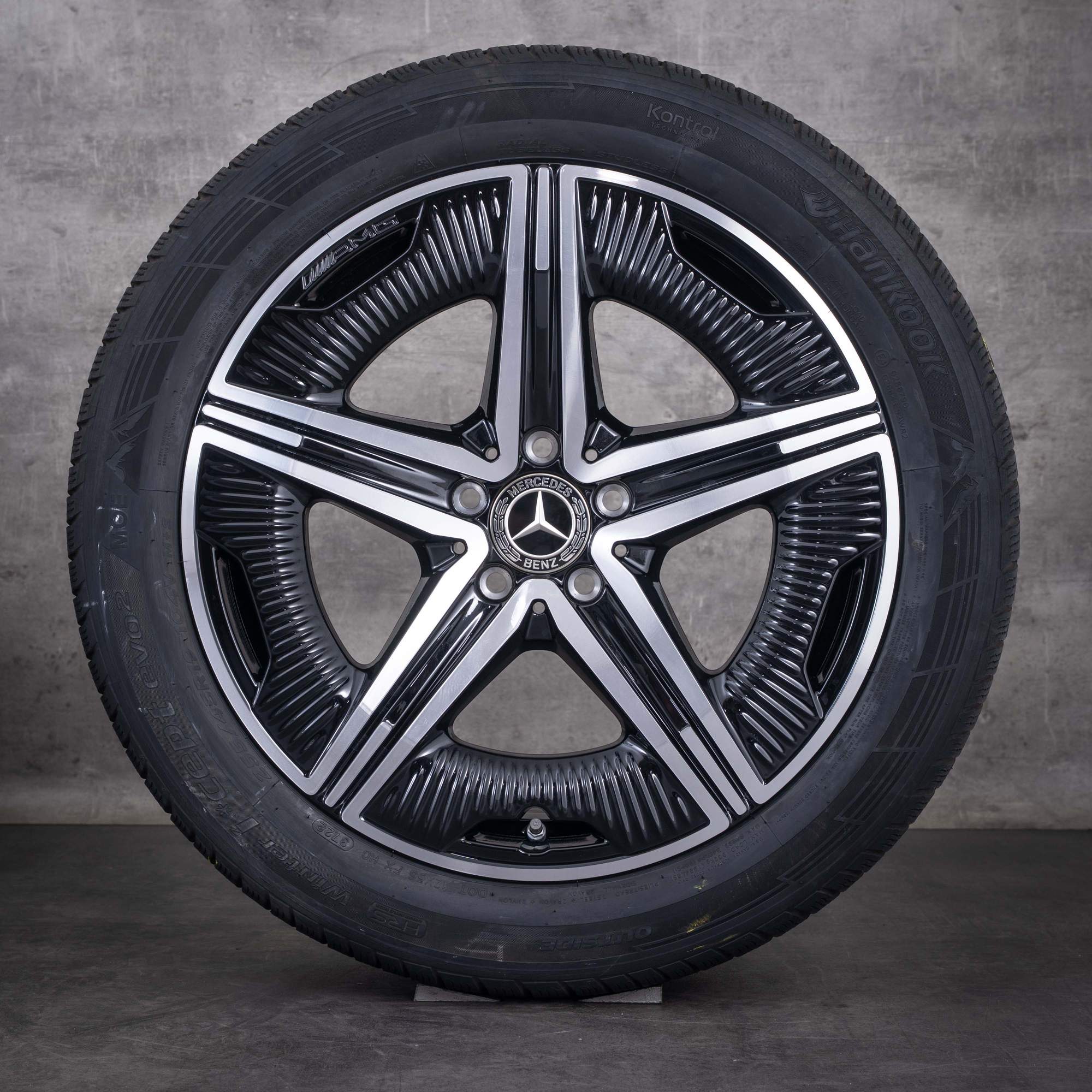 OEM Mercedes-Benz EQE AMG 19inch V295 winter wheels A2954012200 Aulfelgen black diamond cut