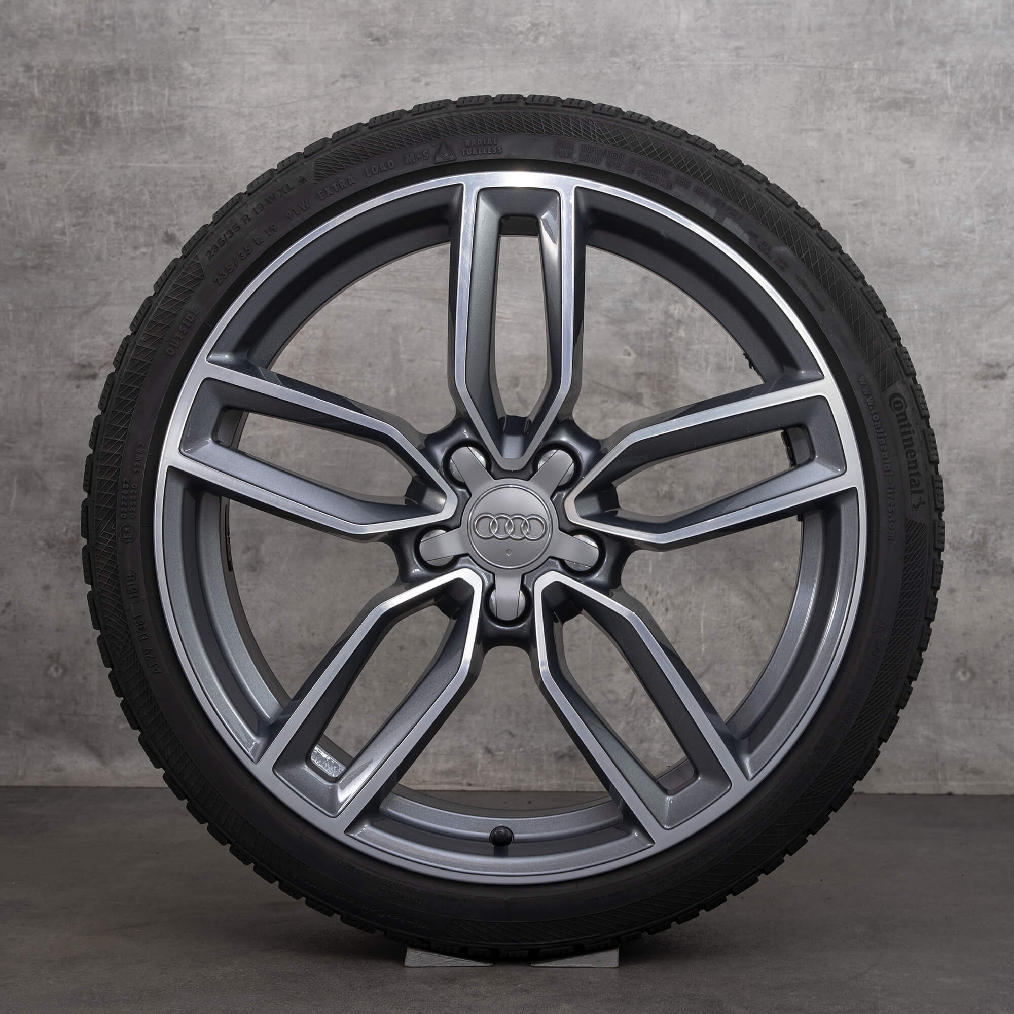 Audi A3 S3 8V S line Winterräder 19 Zoll Winterreifen Felgen 8V0601025AB