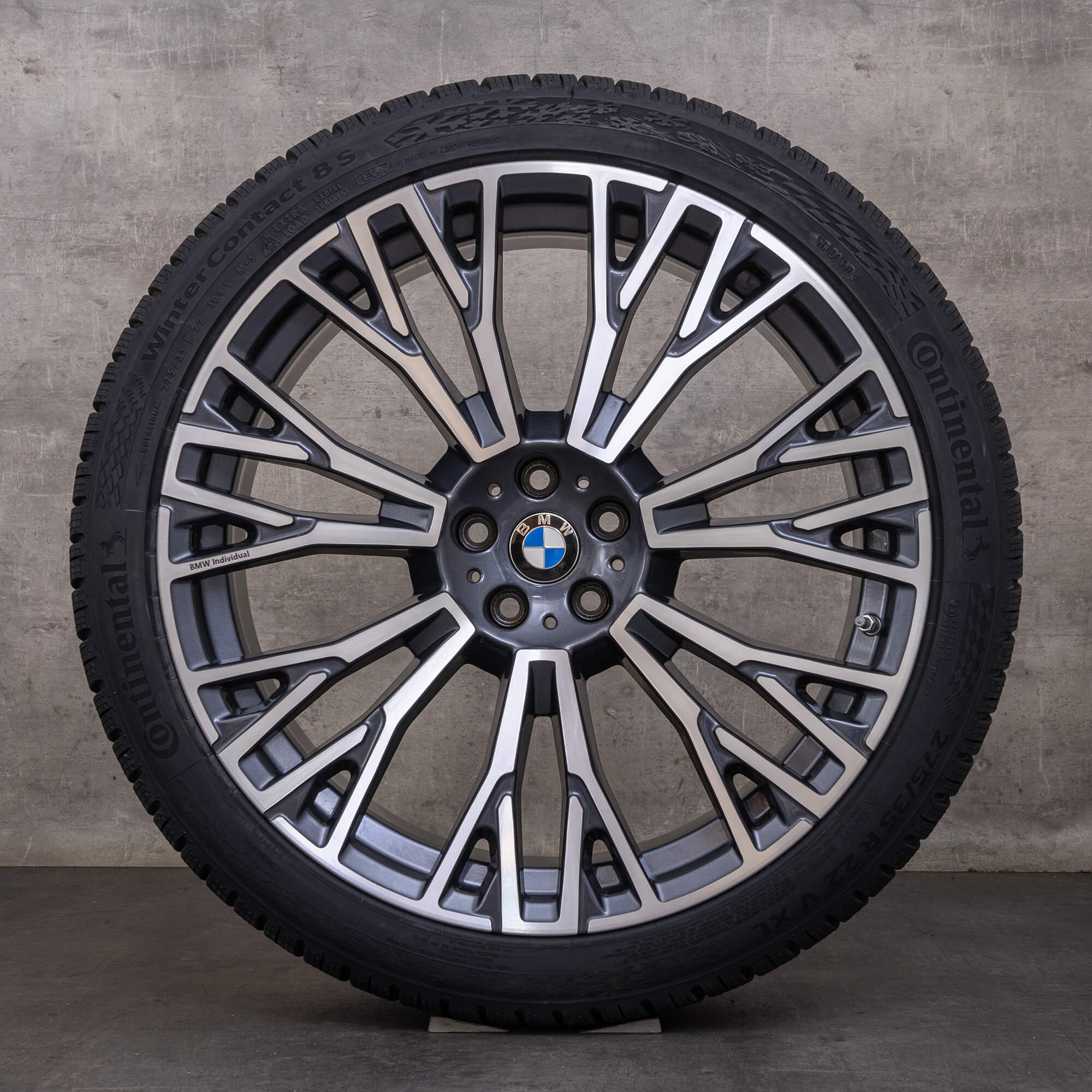 Jantes e pneus inverno originais BMW X5 X6 22 polegadas G05 G06 jantes 6883763 6883764 Styling 745i orbit grey glossy turned NEW