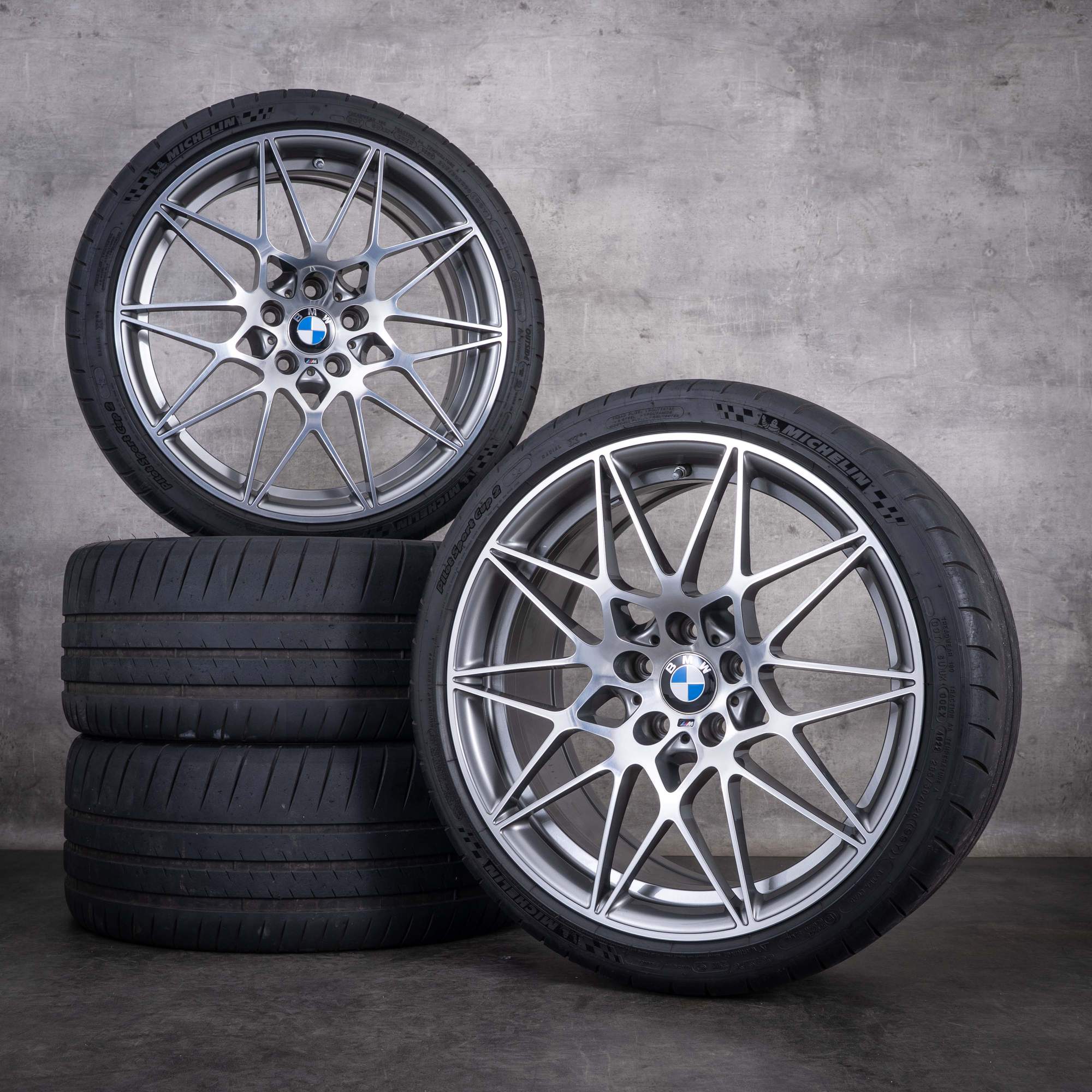 Original BMW M3 M4 Winterräder 20 Zoll F80 F82 F83 Felgen Styling 666 M 8090194 8090195 ferric grey front glanzgedreht