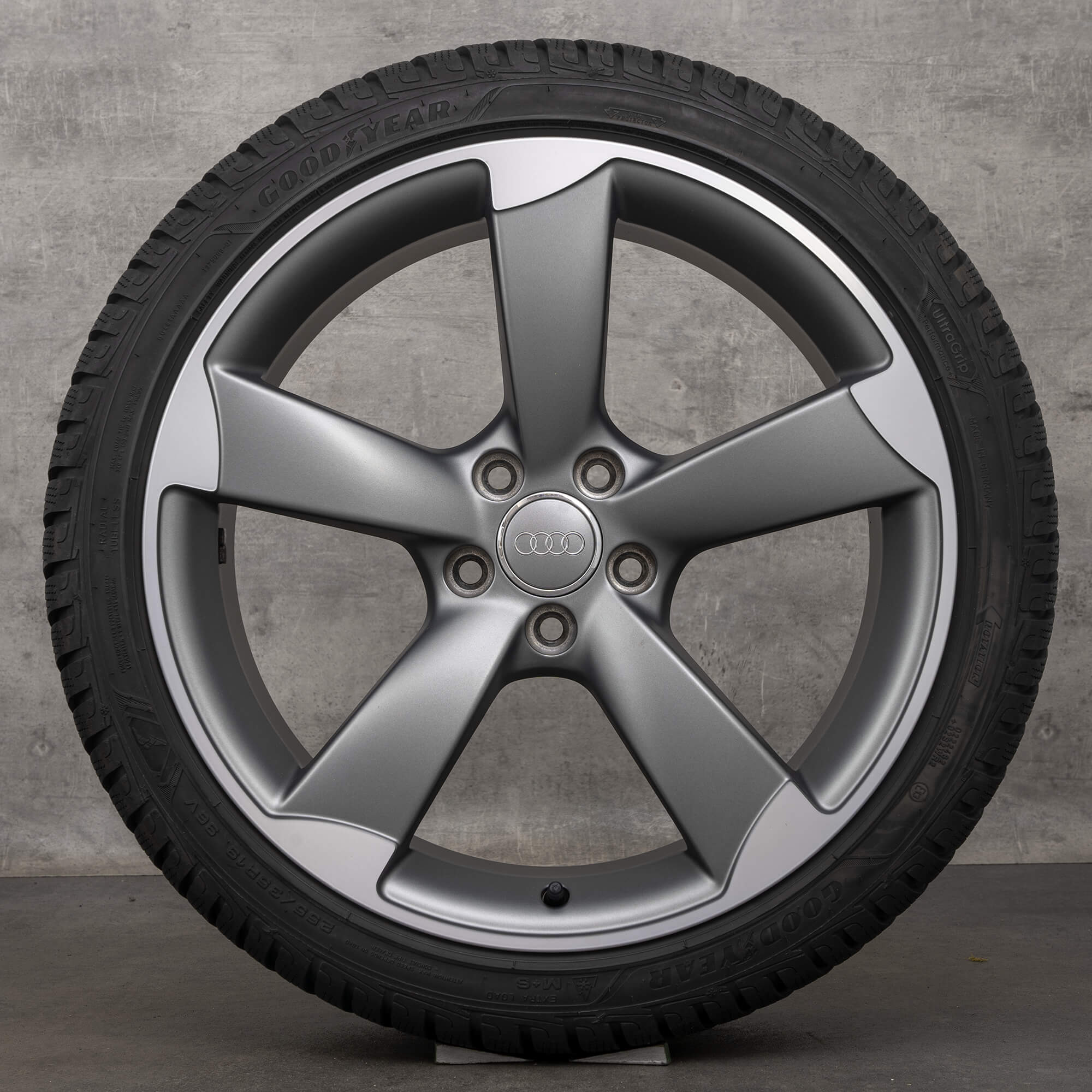 Audi A4 S4 B8 8K Winterräder Rotor 19 Zoll Felgen Winterreifen 8K0601025CN