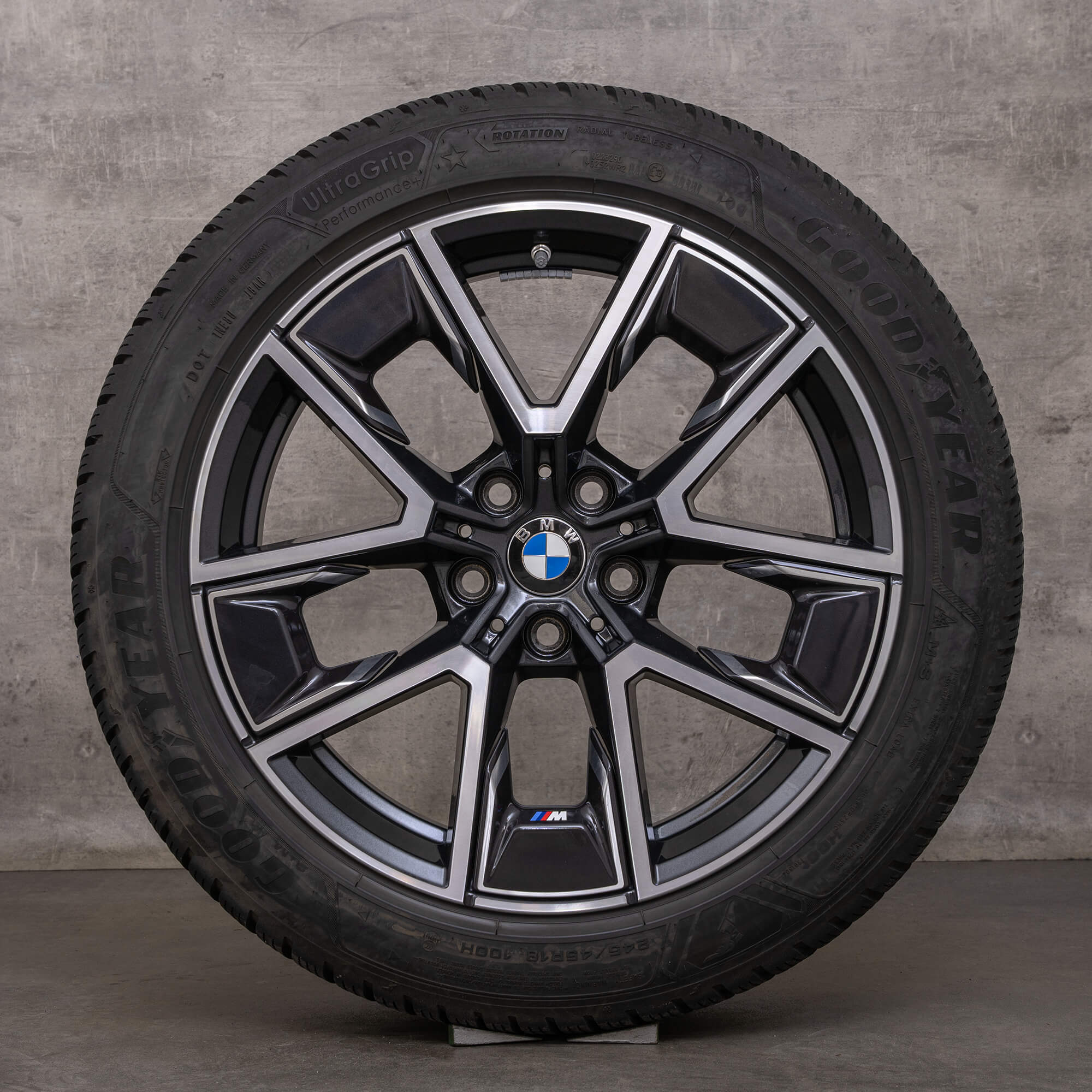 Original BMW 4er i4 Winterkompletträder 18 Zoll G26 Styling