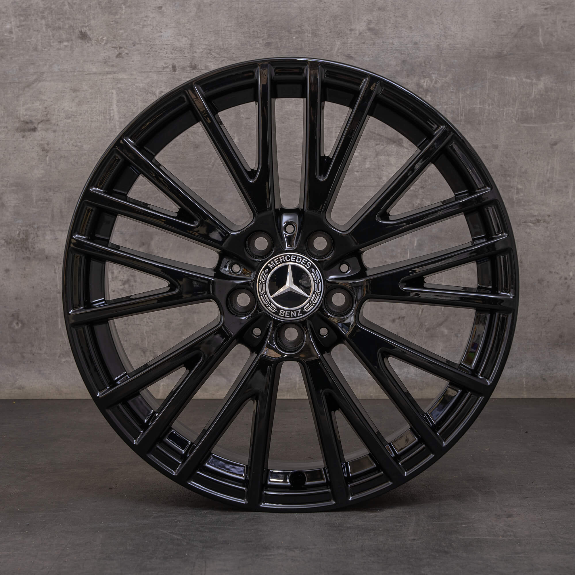 Originale Mercedes Benz A B Class CLA fælge 18 tommer W177 V177 W247 X118 C118 A1774010600 sort blank