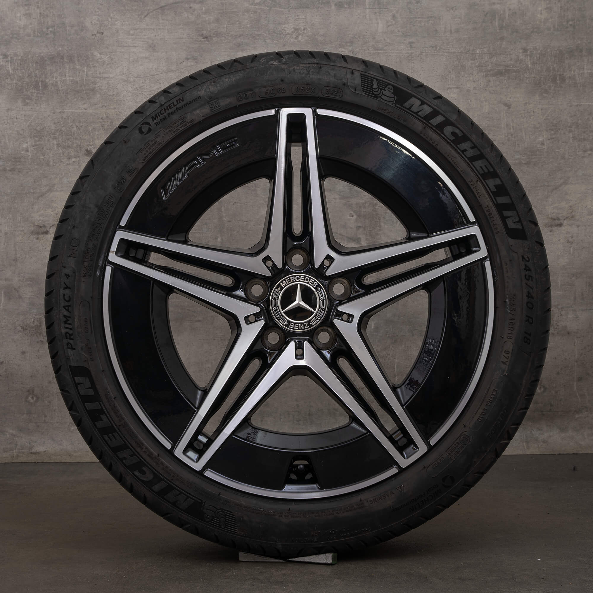 Originale Mercedes Benz C-Klasse AMG felger 18 tommers W206 S206 sommerhjul A2064011700 A2064011800 svart frontpolert