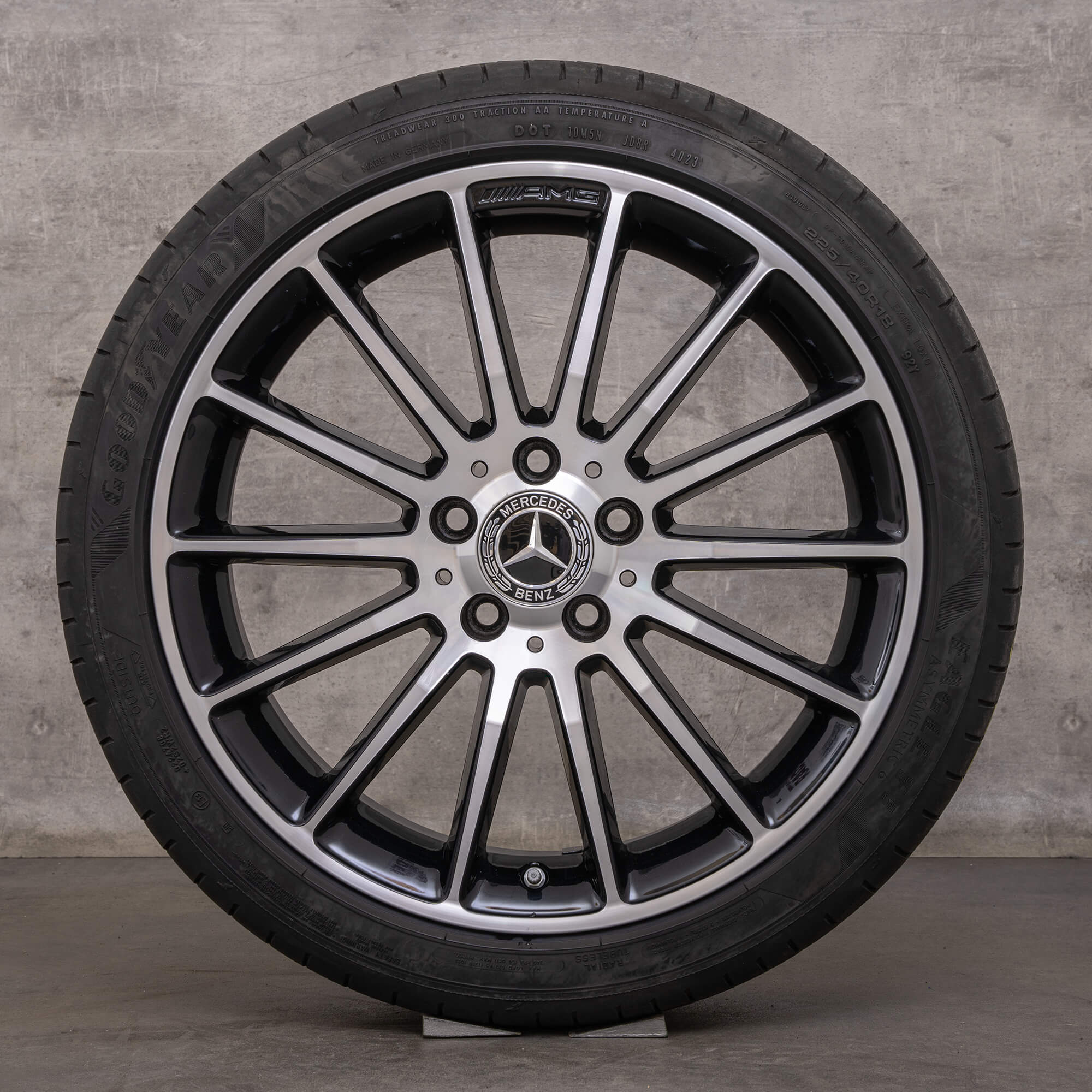 Originele Mercedes A B Klasse CLA AMG wielen 18 inch W176 W246 C117 X117 zomerwielen A1764010200 zwart glanzend gedraaid