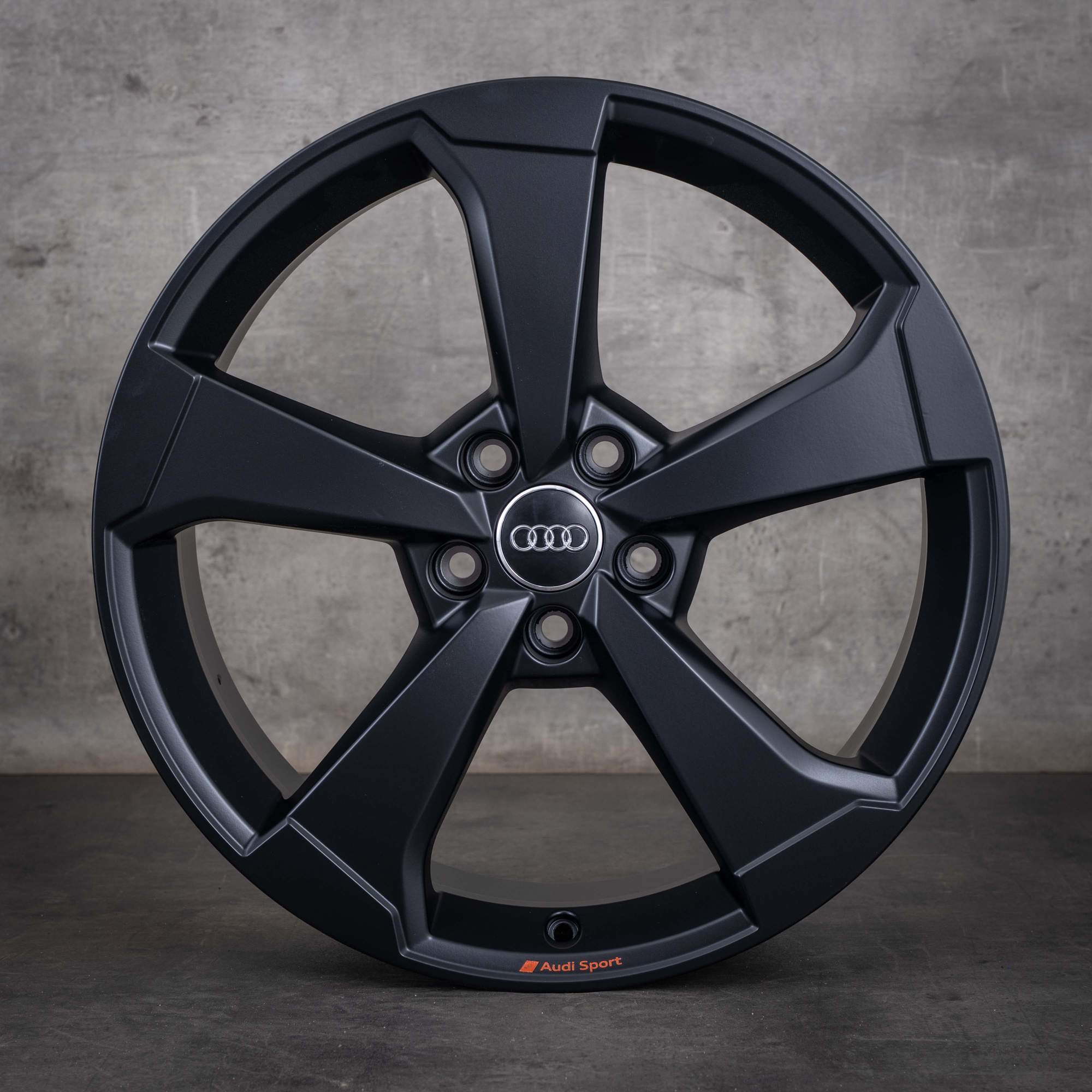 Oryginał Audi RS3 felgi 19 cali 8V RS 8V0601025FD 8V0601025FA rotor czarny mat