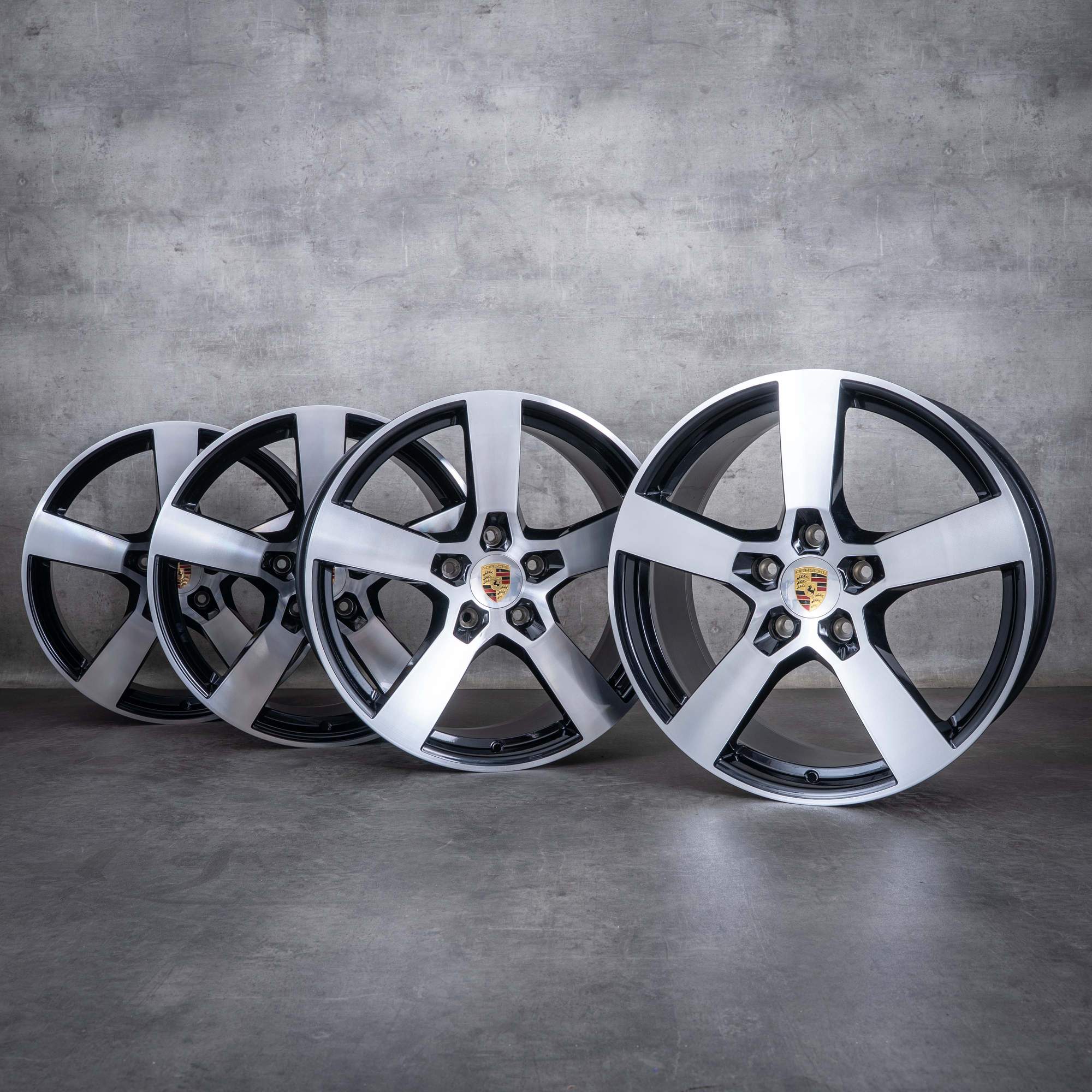 Alkuperäiset Porsche Panamera vanteet 20 tuuman 976 976601025R 976601025S musta kiillotettu.