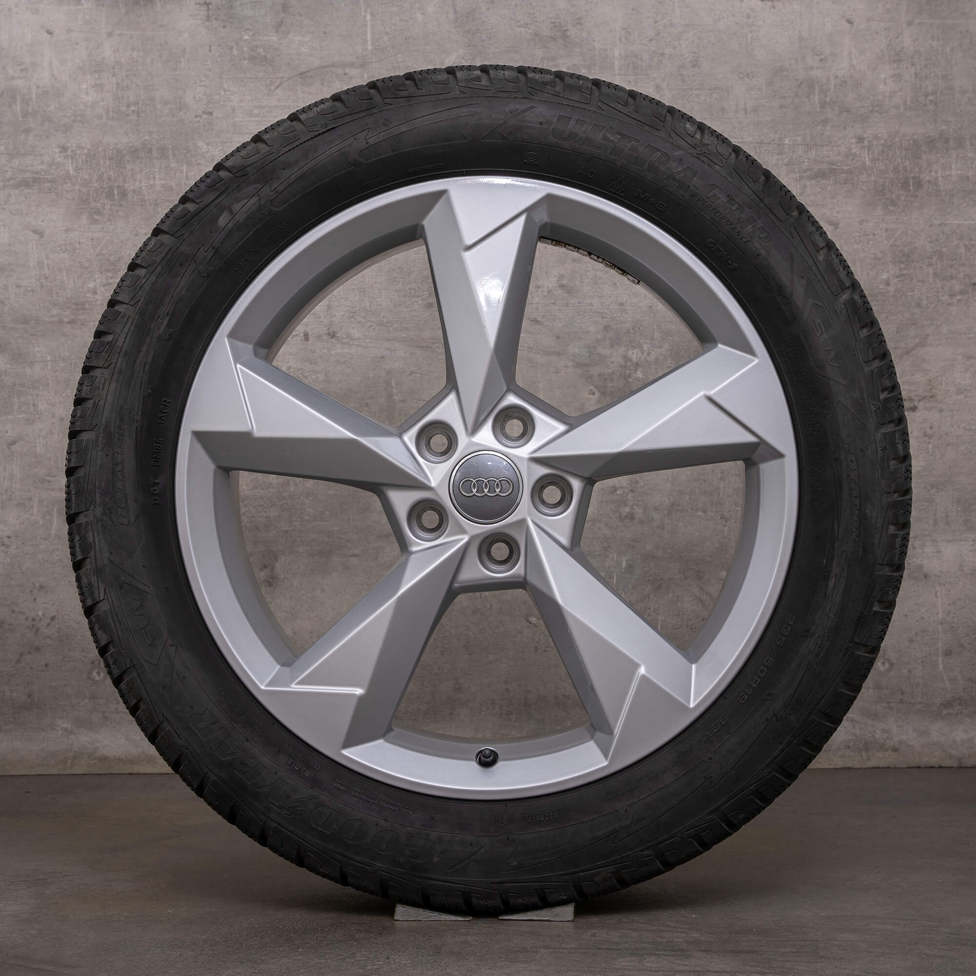 Original Audi Q3 roues d'hiver 19 pouces F3 jantes 83A601025N Dynamic argent