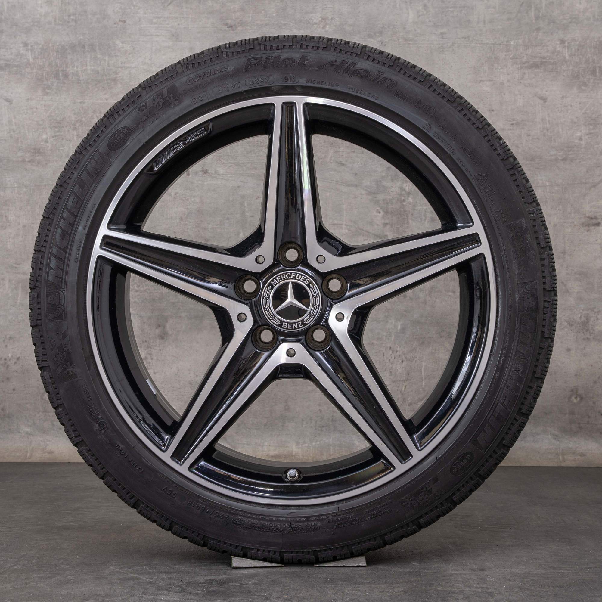 Alkuperäiset Mercedes Benz C-sarjan AMG C43 C450 Sport talvirenkaat 18 tuuman W205 S205 C205 A205 vanteet A2054014800 A2054011100 musta kiillotettu käännetty