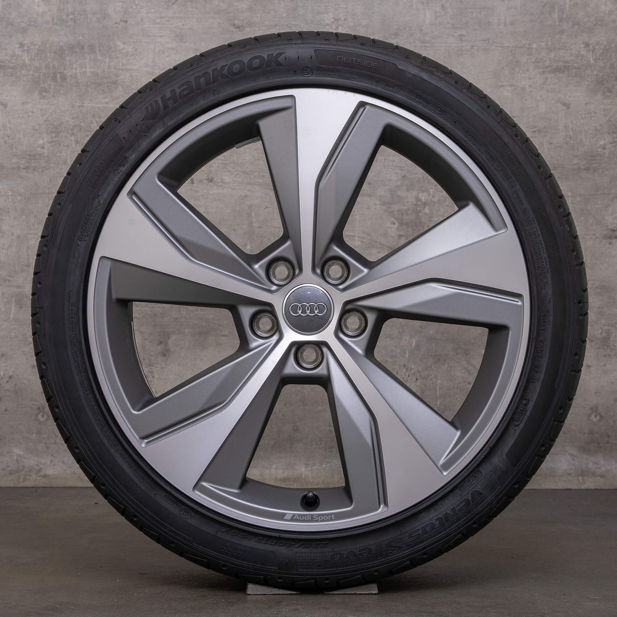 Original Audi Q2 SQ2 Jantes 19 pouces GA Roues d'été Turbine 81A601025AN anthracite mat brillant NEUF