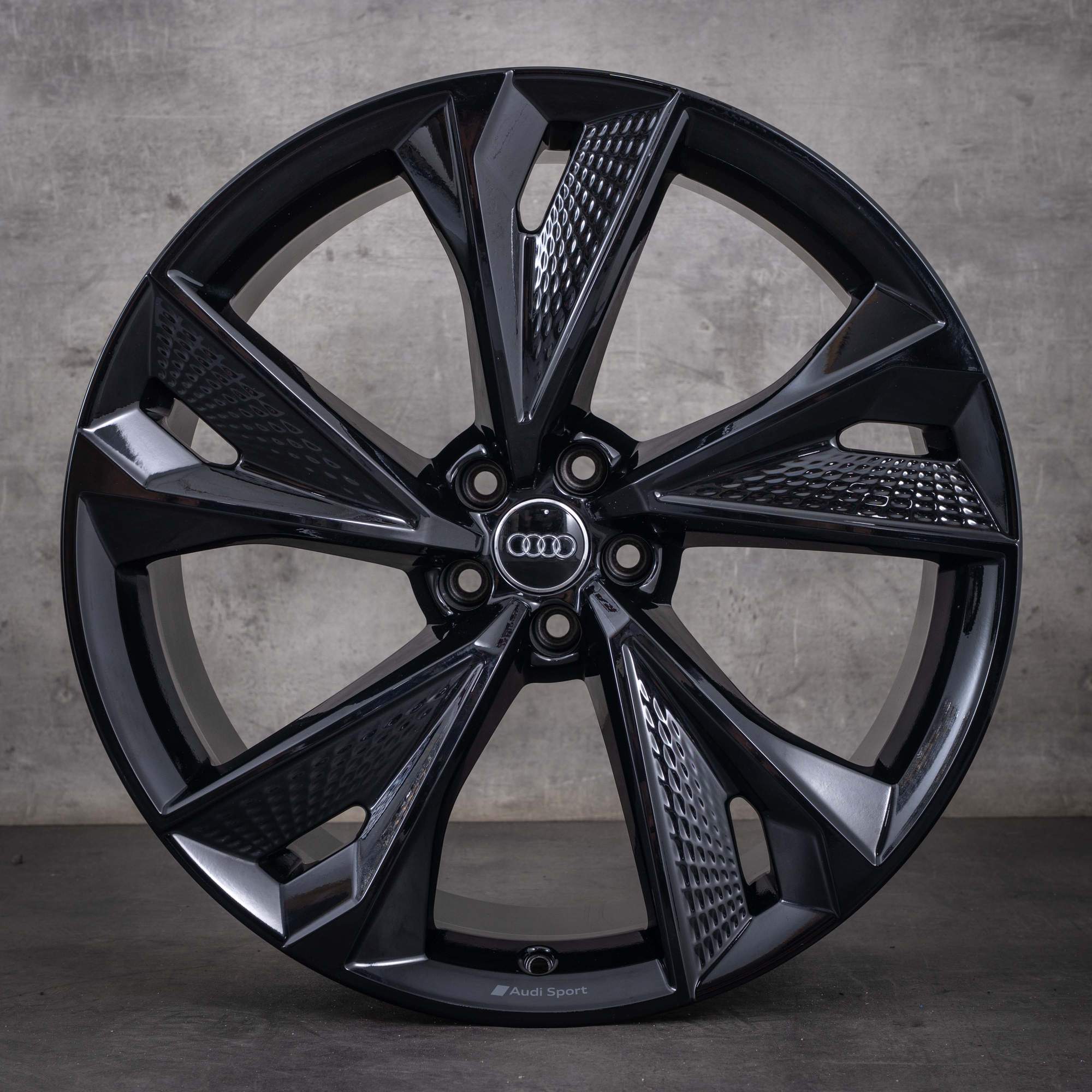 Original Audi RS6 RS7 Felgen 22 Zoll 4K C8 Alufelgen 4K0601025BC schwarz glanz