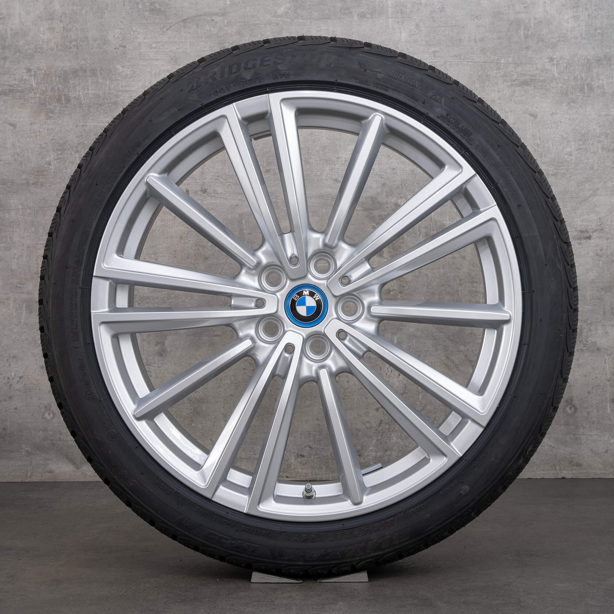 BMW i8 I12 I15 ruedas de invierno 20 pulgadas neumáticos estilo 516 llantas