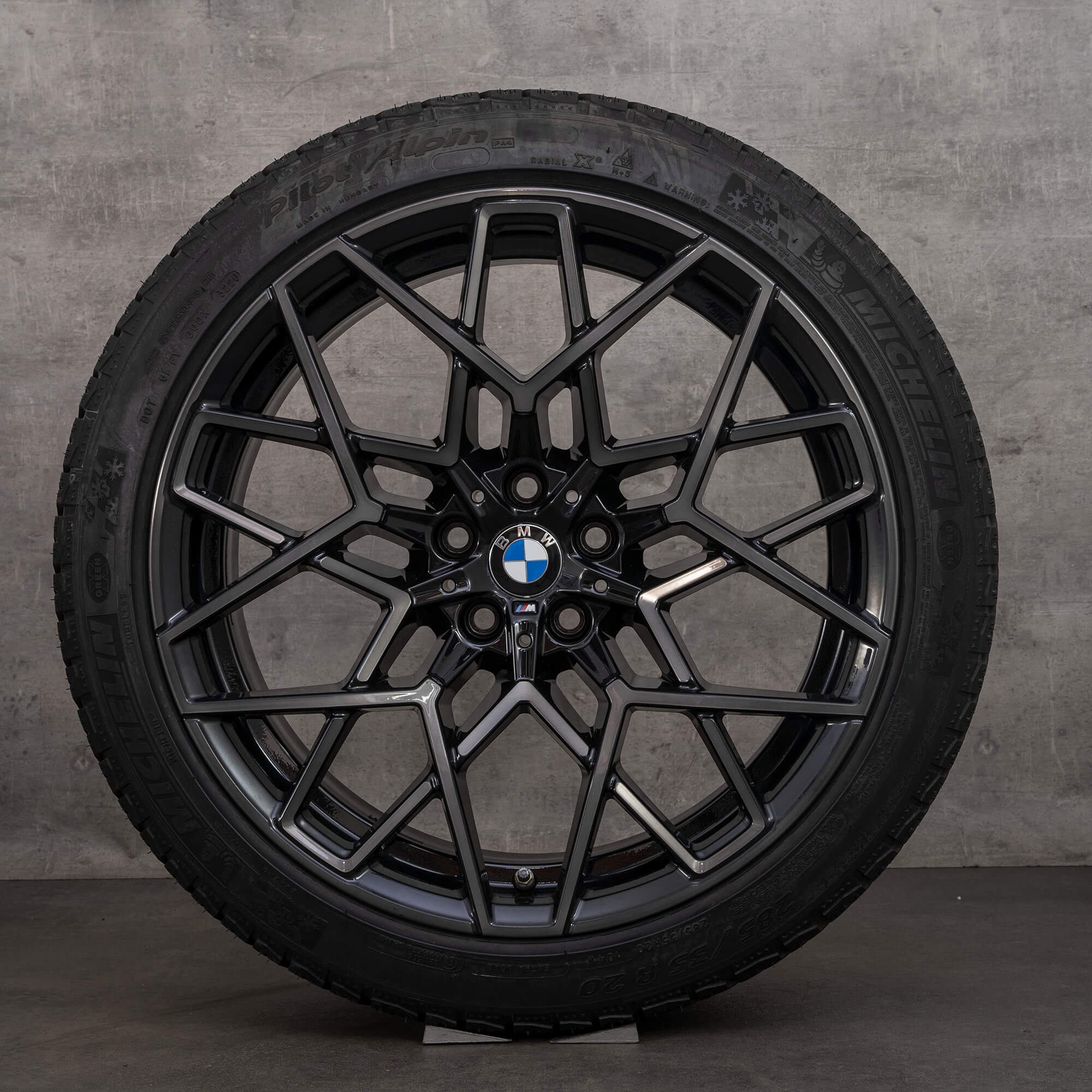 BMW 20 Zoll Felgen M8 F91 F92 813 M Winterreifen Winterräder 