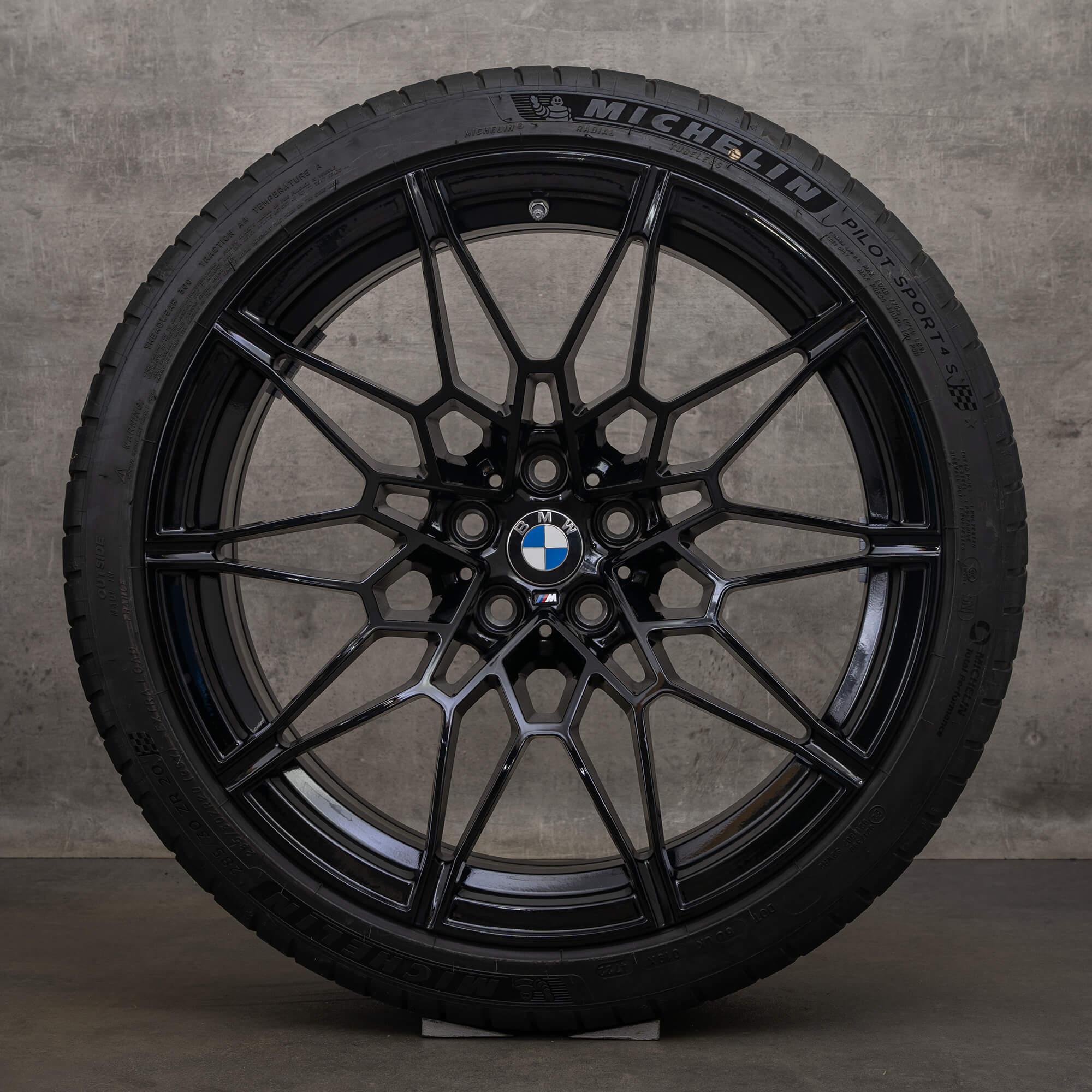 Original BMW M3 G80 G81 M4 G82 19 20 Zoll Felgen Sommerreifen 826 