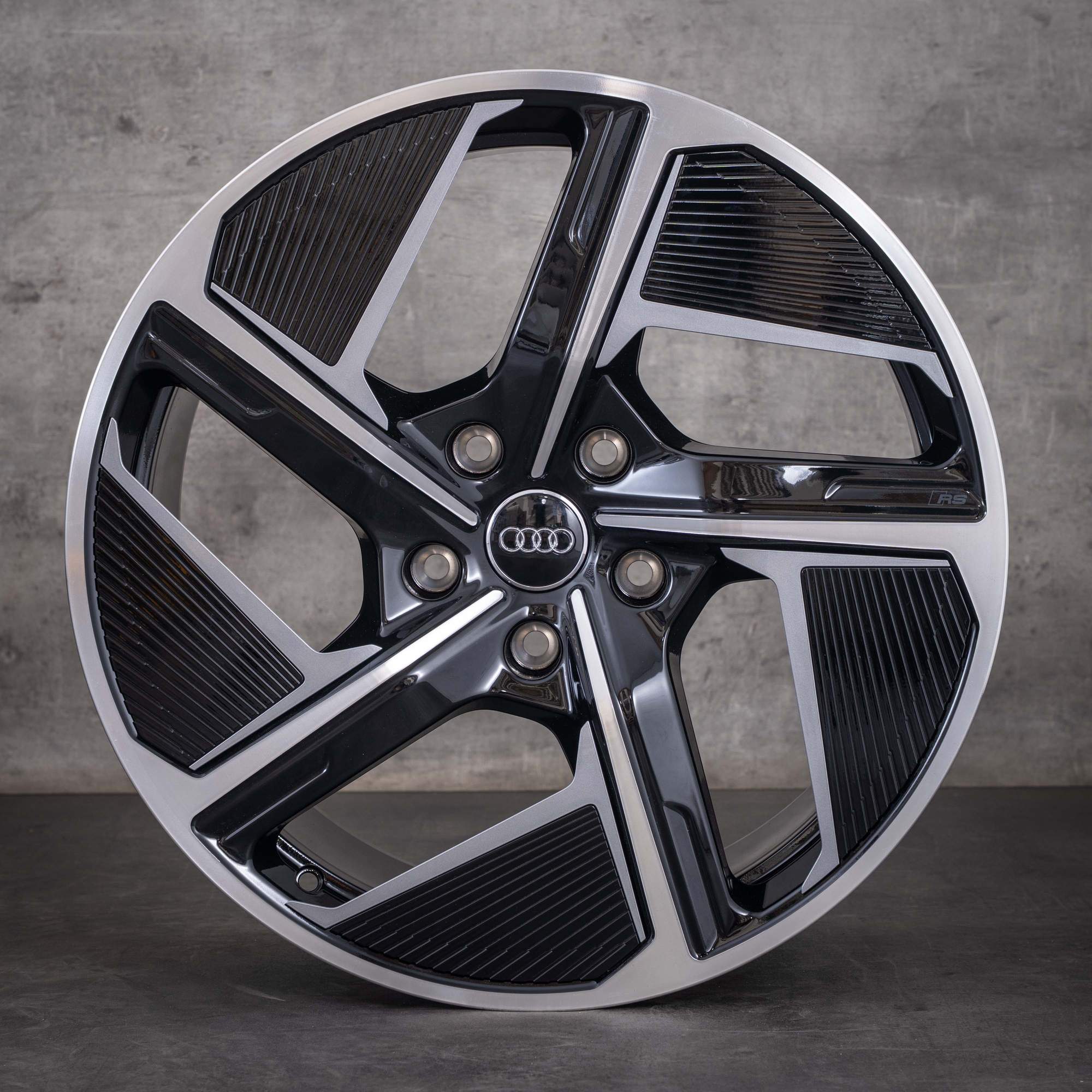 Original Audi e-tron Felgen 20 Zoll GT RS 4J3601025DL 4J3601025DM Aero-Design schwarz glanzgedreht NEU