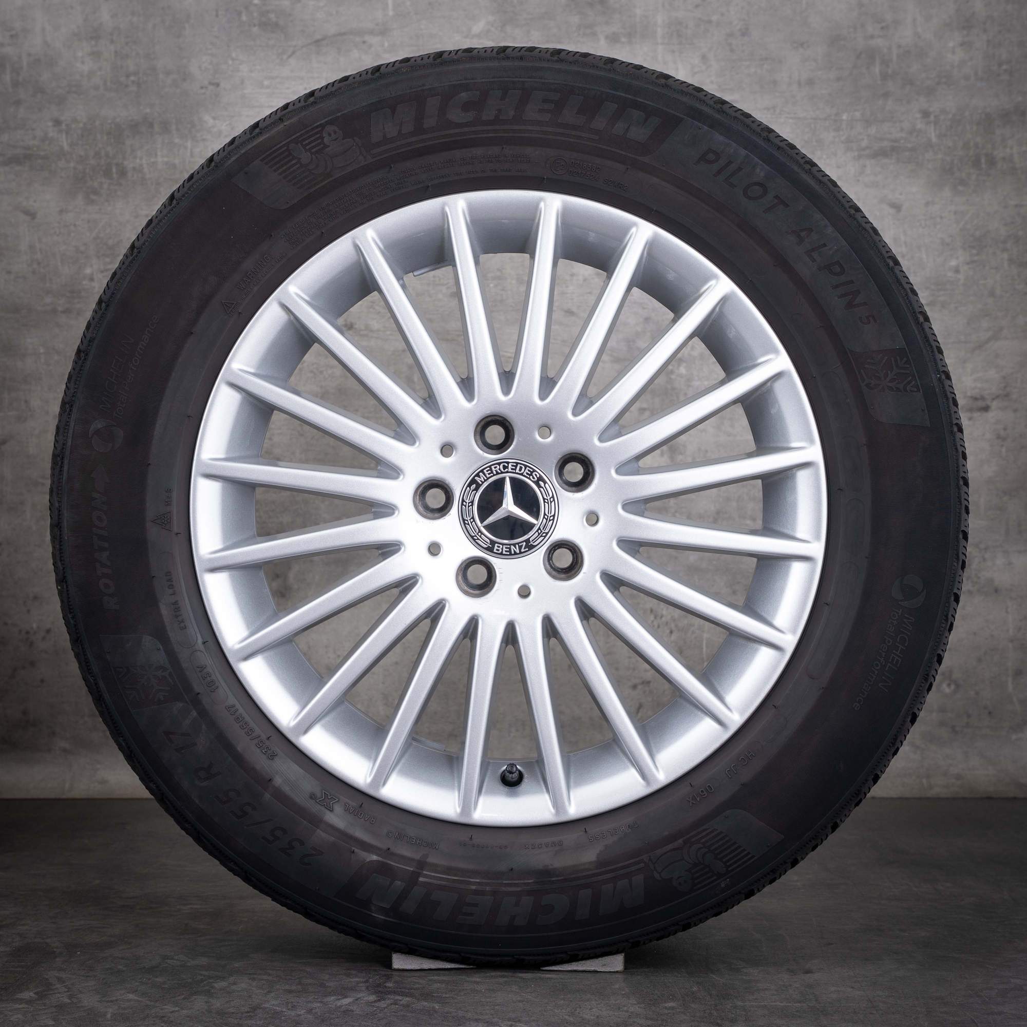 Anvelope de iarnă originale Mercedes-Benz Clasa V, 17 inci, W447, A4474014900, argintiu lucios