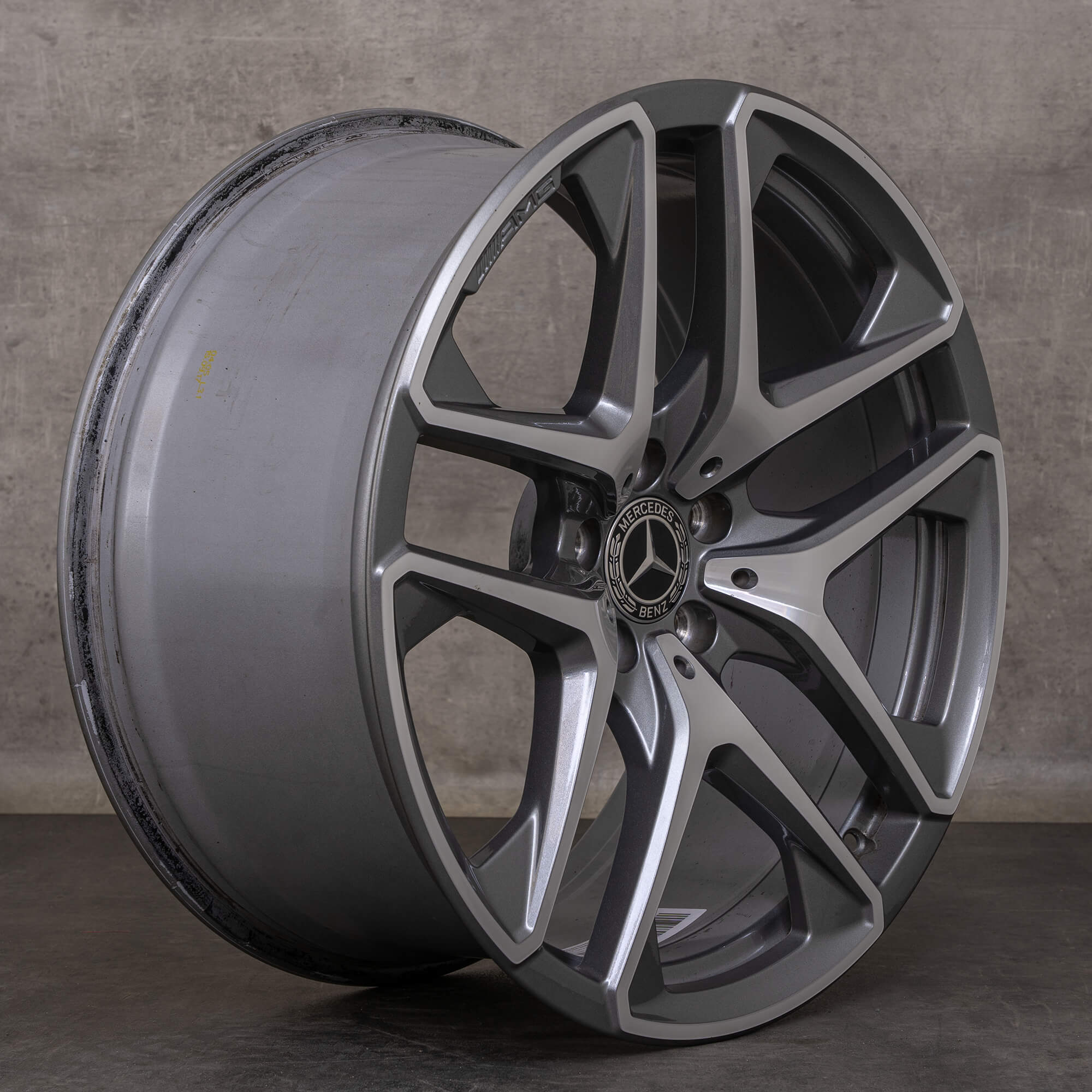 Oryginał Mercedes Benz GLC 63 & S AMG Felga 20 cali X253 C253 A2534013600 szary himalaya polerowane