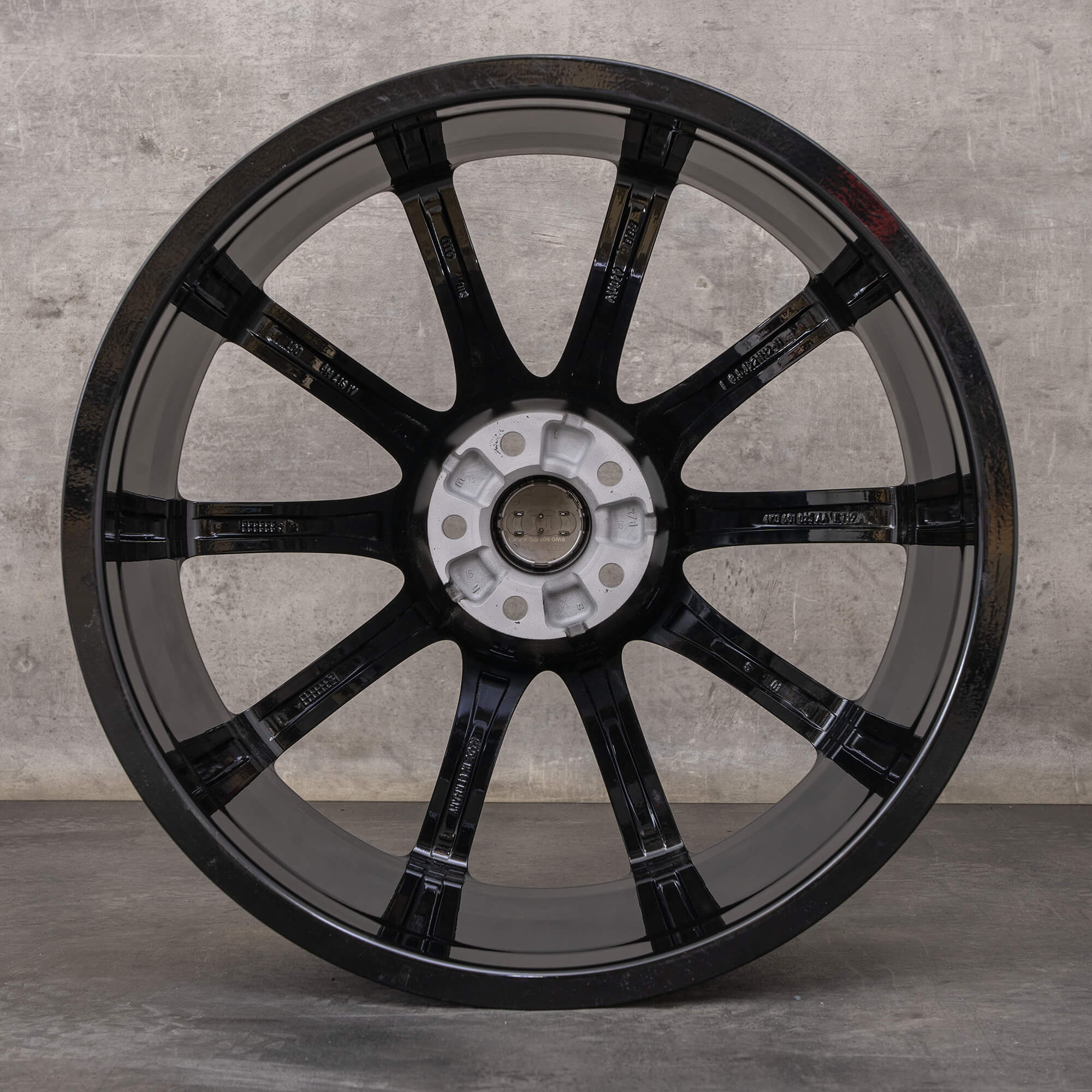 Oryginał Audi RS6 RS7 felga 21 cali 4K C8 4K0601025AA czarny błyszczący