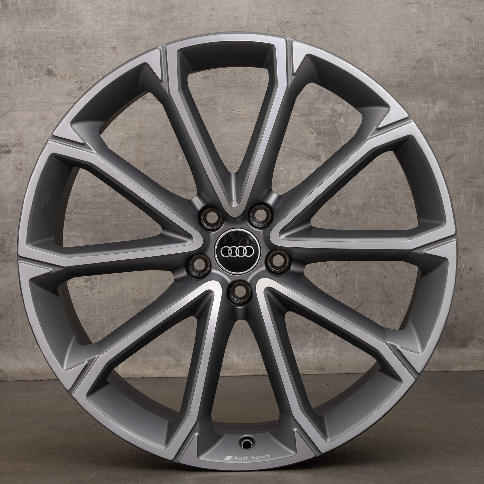 Original Audi RS Q3 F3 Sportback 21 Zoll Felgen 83A601025AH schwarz matt