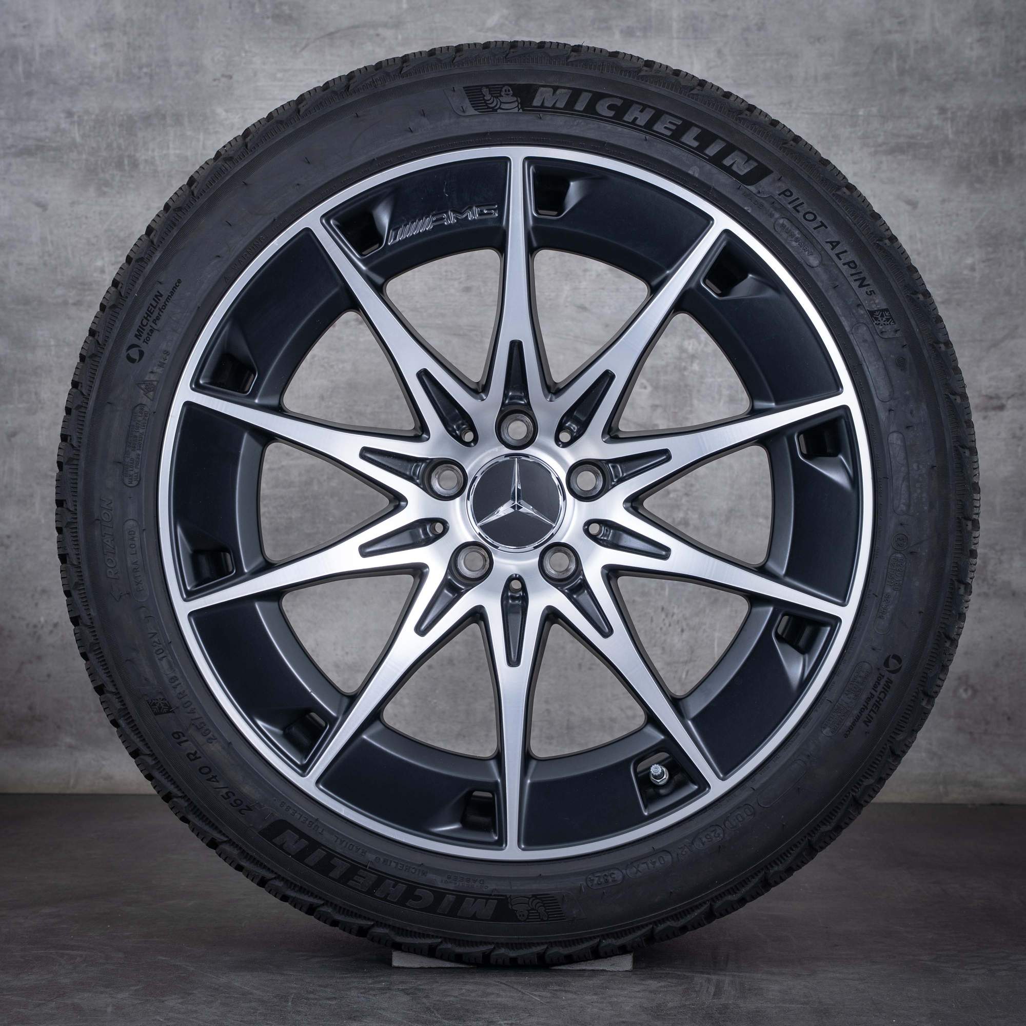 Oryginalne koła zimowe Mercedes Benz CLE 53 AMG 19 cali C236 A236 Felgi A2364012700 A2364012800 czarny mat Polerowane