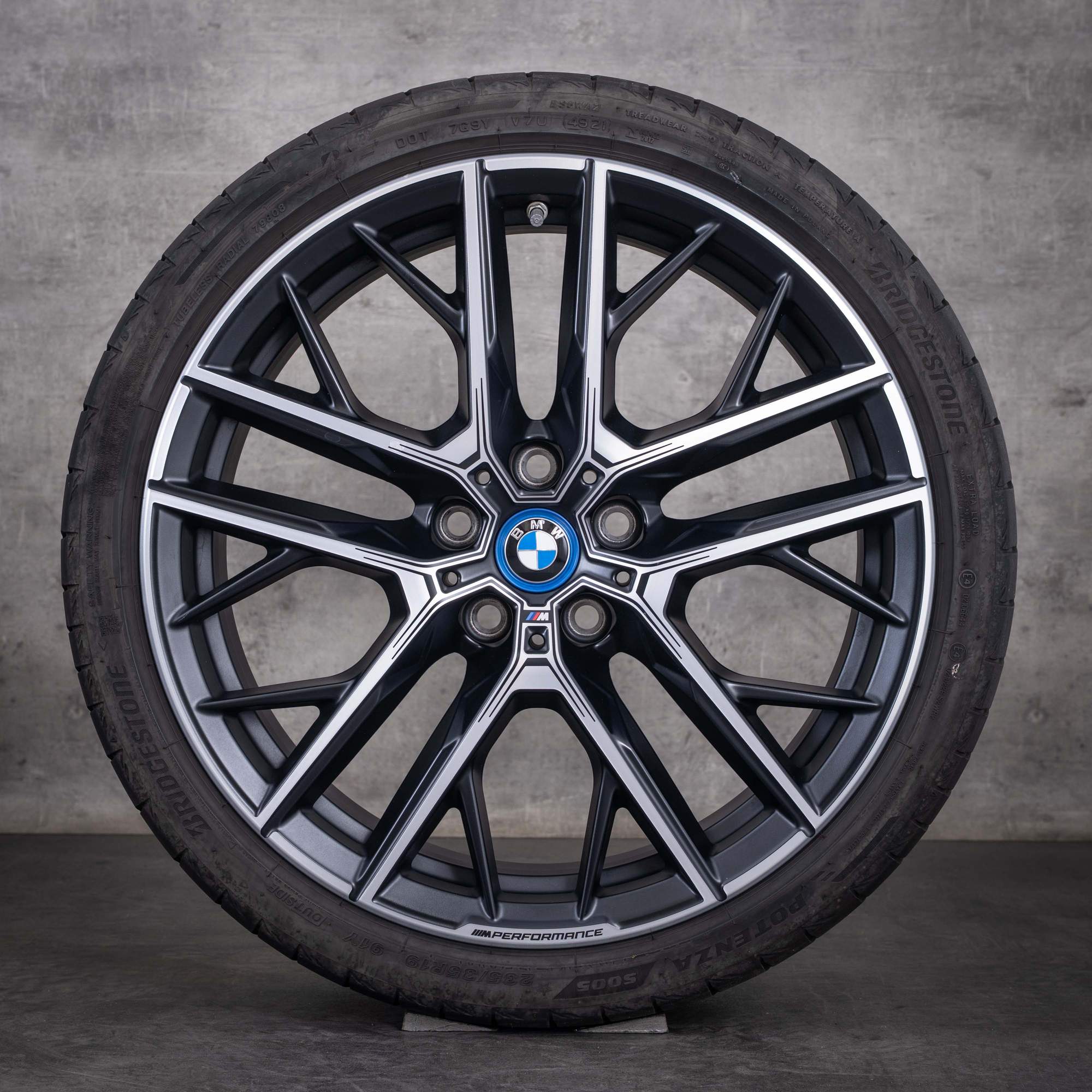 Original BMW 1er 2er Sommerräder 19 Zoll F40 F44 Gran Coupe Felgen Styling 555 M 6856093 schwarz matt glanzgedreht
