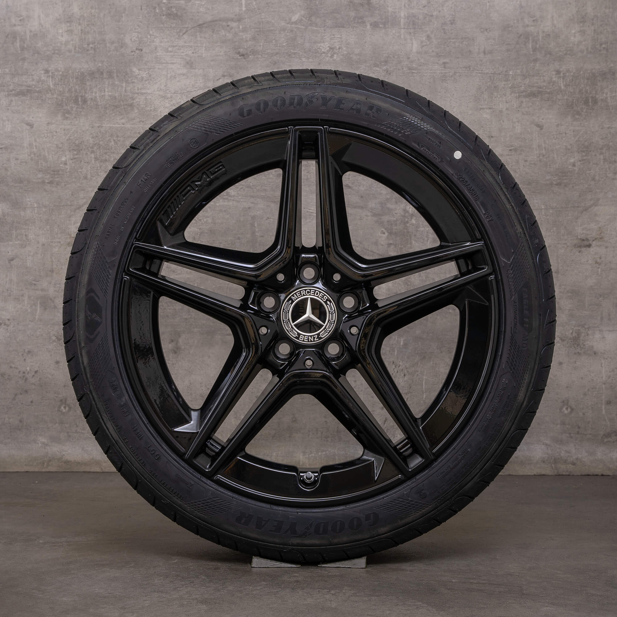 Jantes Mercedes Benz Classe C AMG de 18 polegadas W205 S205 C205 A205 Rodas verão A2054019500 A2054019600 preto alto brilho