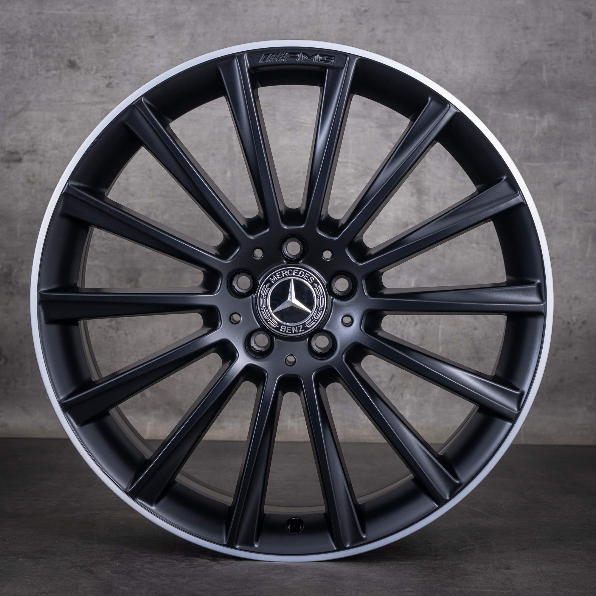 Alkuperäiset Mercedes-Benz S-sarjan AMG-vanteet 20 tuumaa W222 V222 S 63 S 65 A2224010400 A2224010500 mattamusta diamond cut UUDET