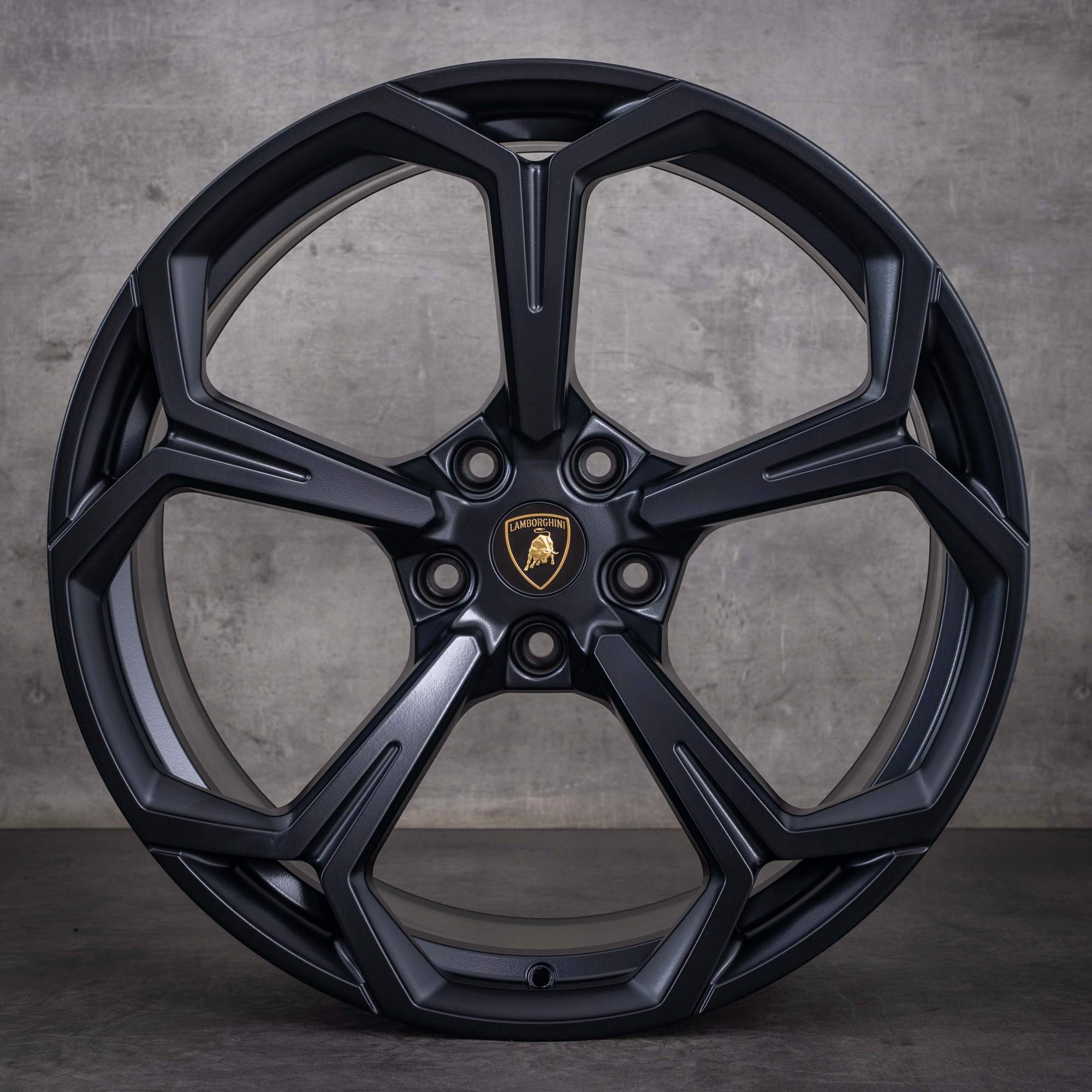 Alkuperäiset Lamborghini Urus -vanteet 22 tuumaa 4ML601025P 4ML0601025Q mattamusta