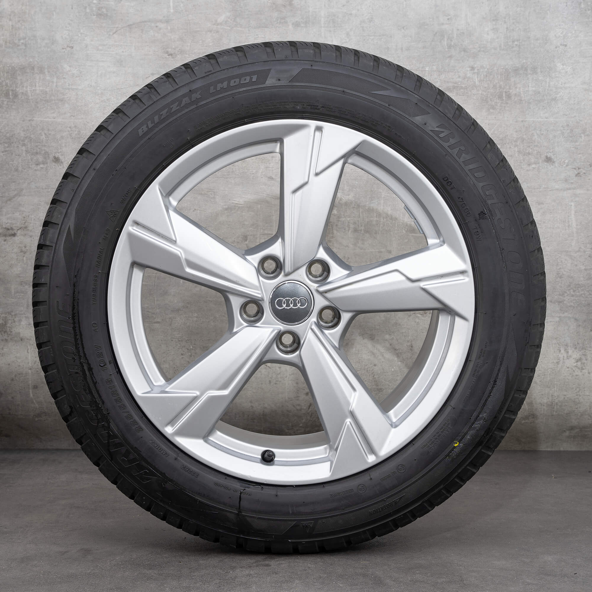 Genuine Audi A6 jante vară 18 inch 4K C8 4K0601025CE argintiu