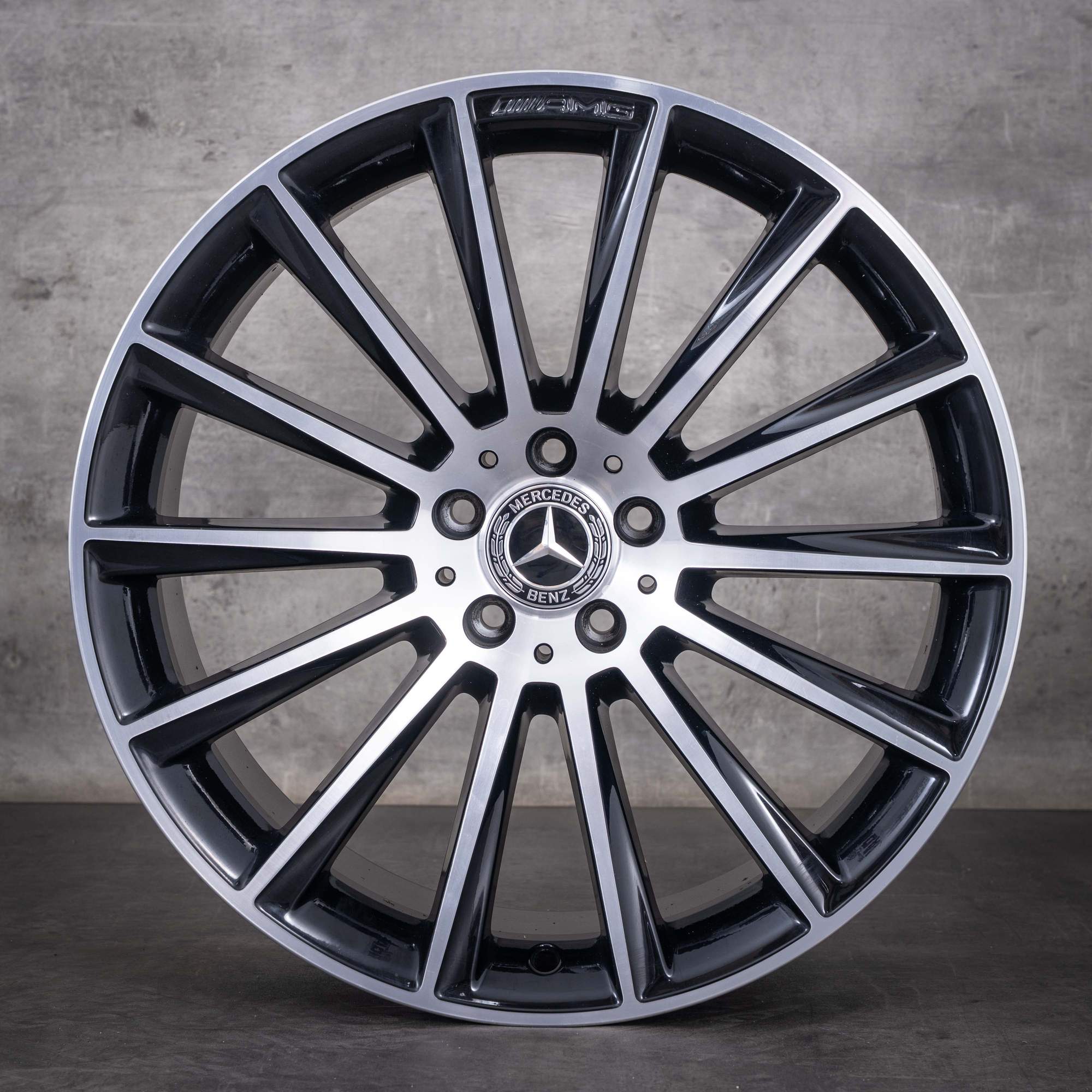 Alkuperäiset Mercedes-Benz GLC 43 AMG -vanteet 20 tuumaa X253 C253 A2534011900 A2534012700 diamond cut musta