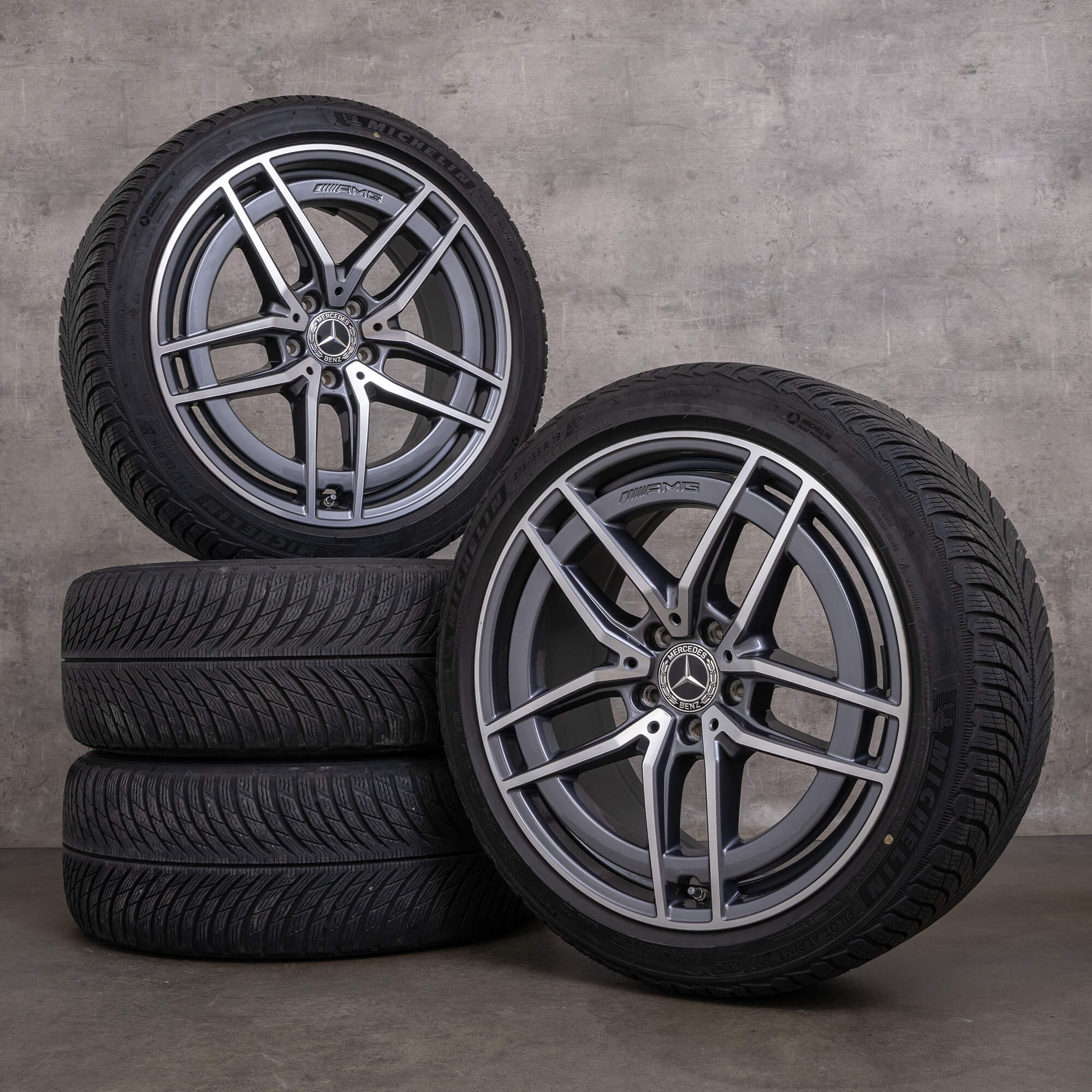 Originele Mercedes Benz E-Klasse E43 E53 AMG 4Matic winterbanden 19 inch W213 S213 C238 A238 velgen A2134016700 A2134016800 himalayagrijs glanzend gedraaid
