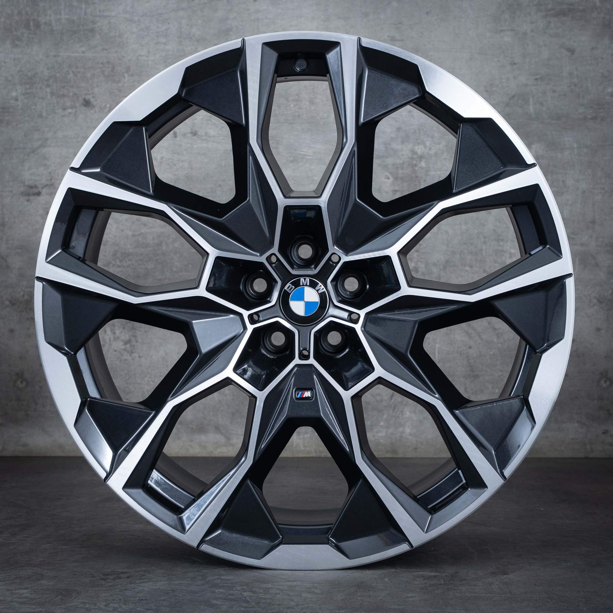 Originale BMW X7 felger 22 tommers G07 Styling 913 M 6895935 6895936 orbitgrey frontpolert dreid