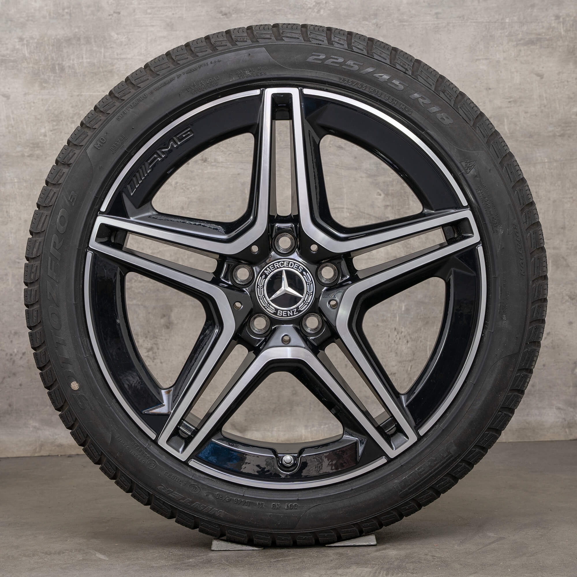 OEM Mercedes Benz A B Class CLA AMG Winterrder 18 inch W177 V177